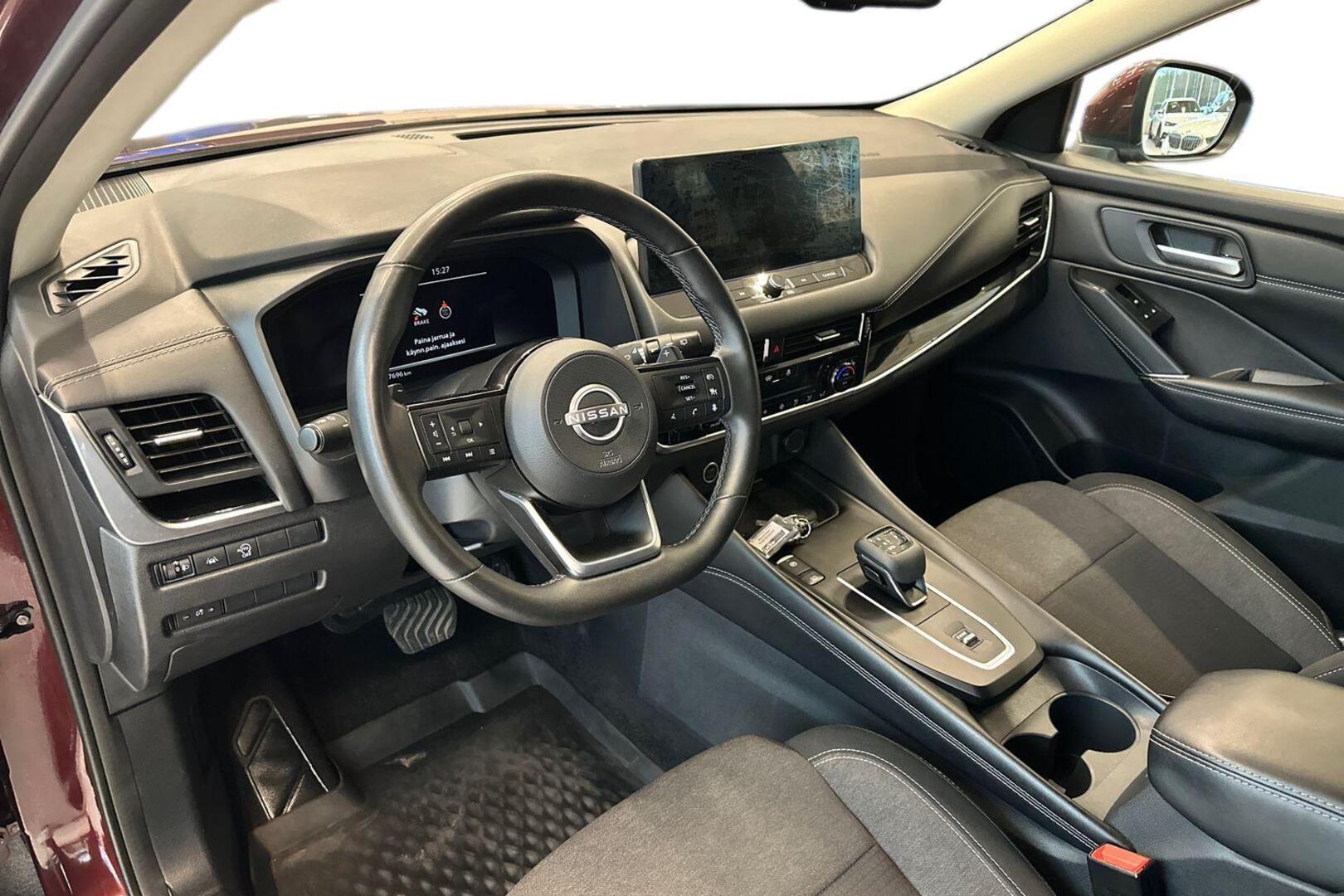 NISSAN Qashqai 2024