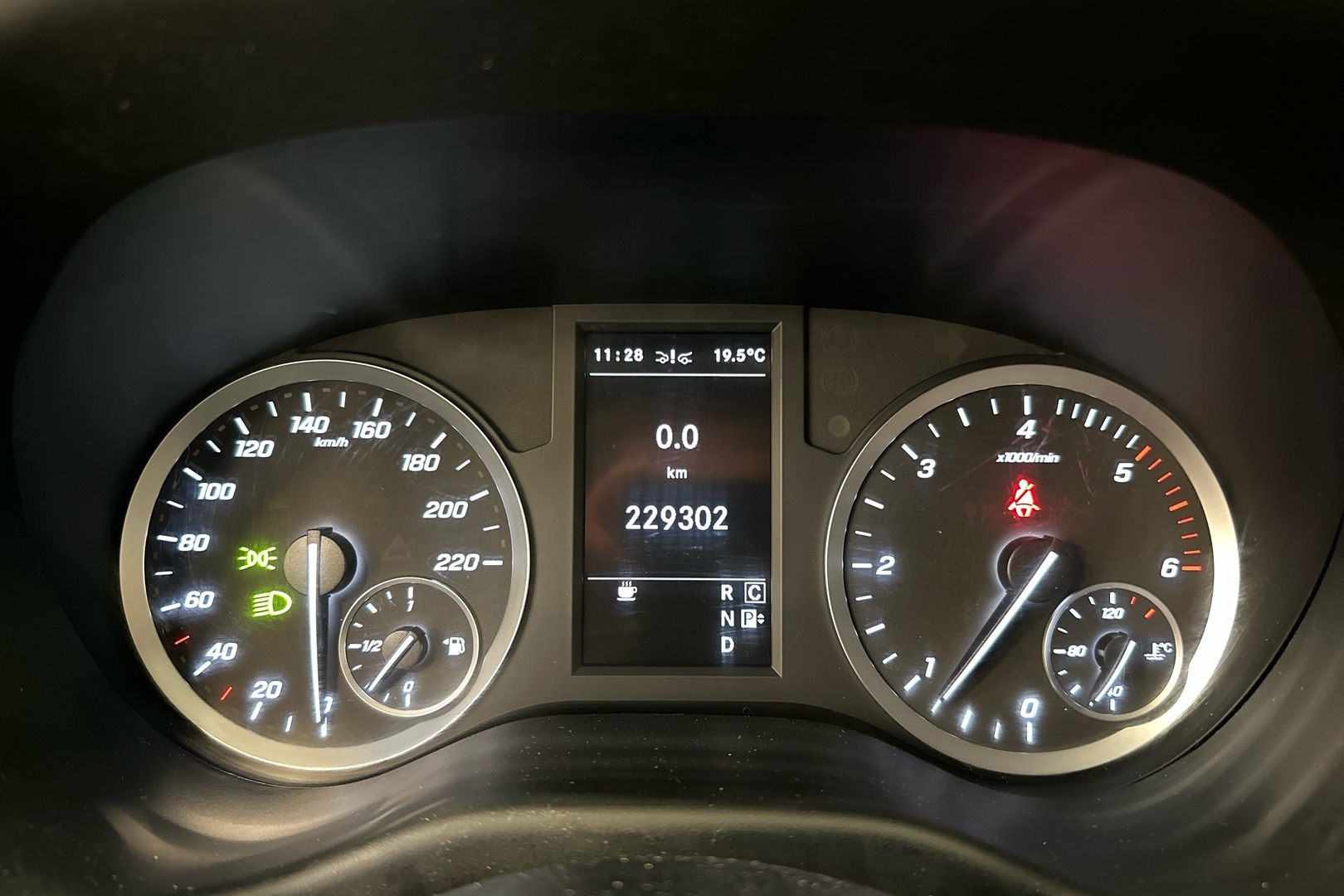 MERCEDES-BENZ VITO 2021