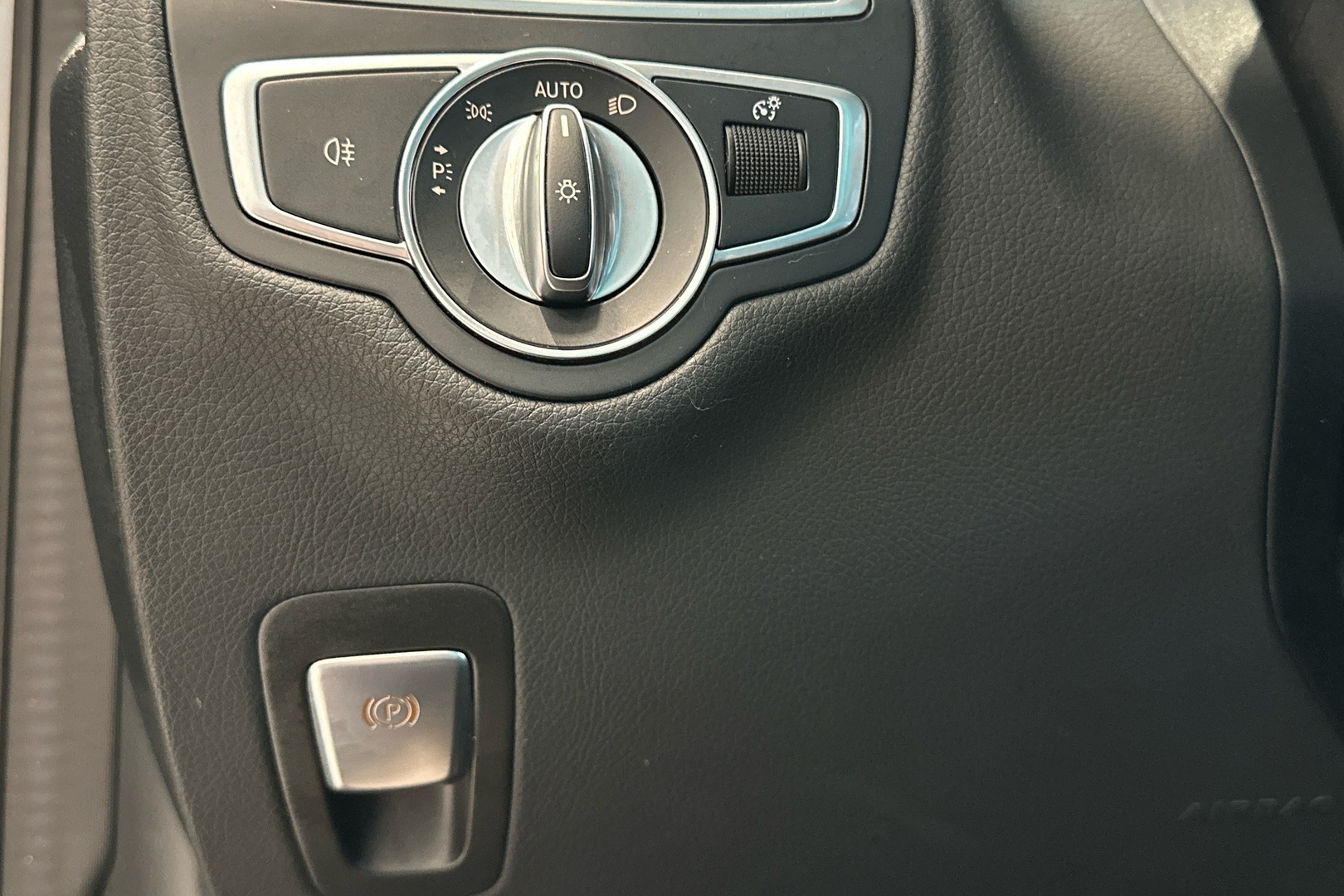 MERCEDES-BENZ C 2021
