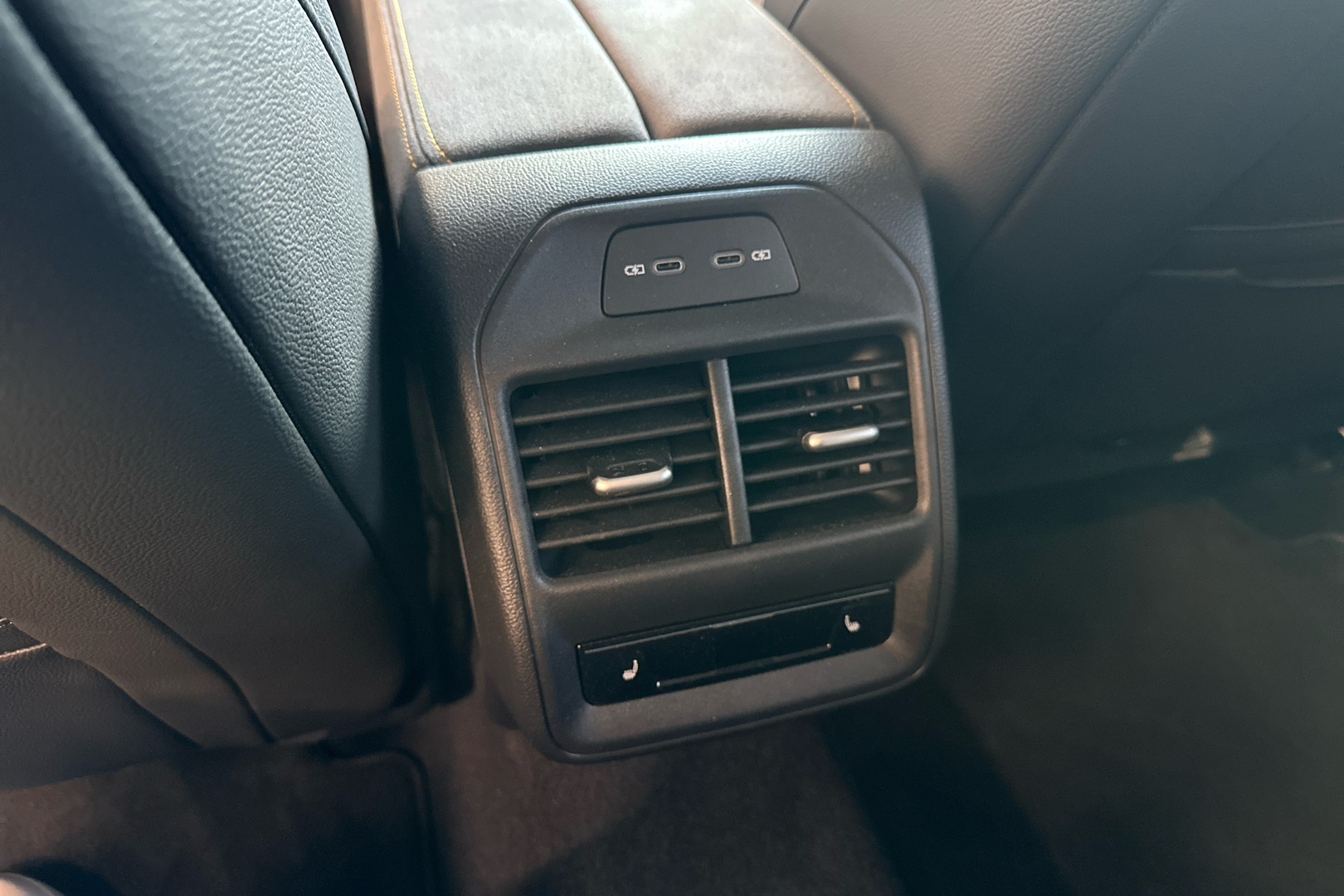 SKODA Superb 2024