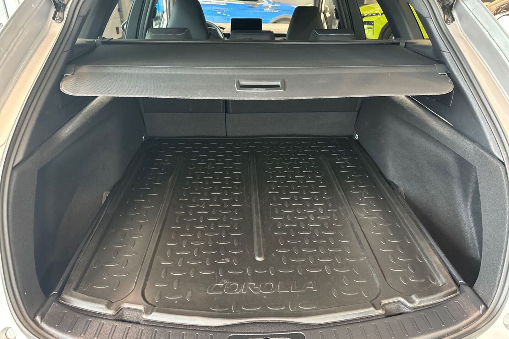 TOYOTA Corolla 2025