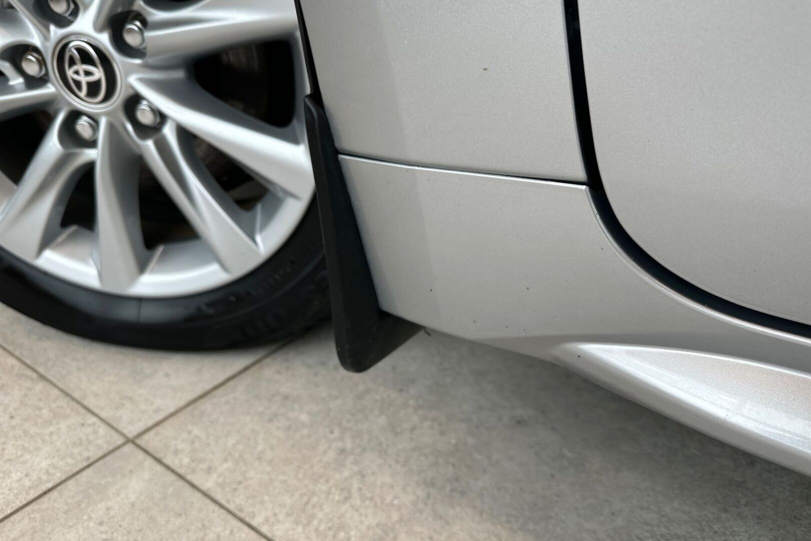 TOYOTA Corolla 2025