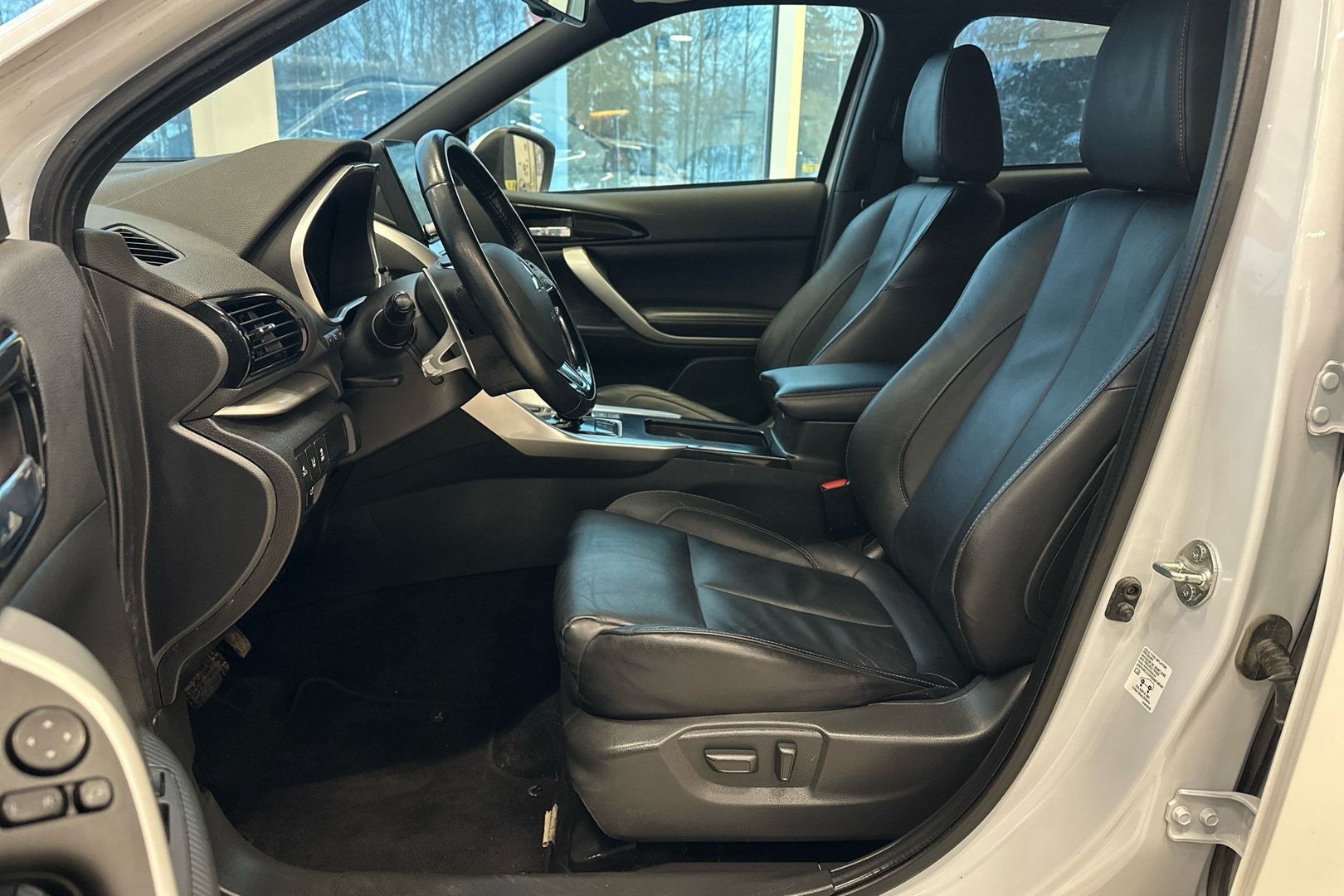 MITSUBISHI Eclipse Cross 2022