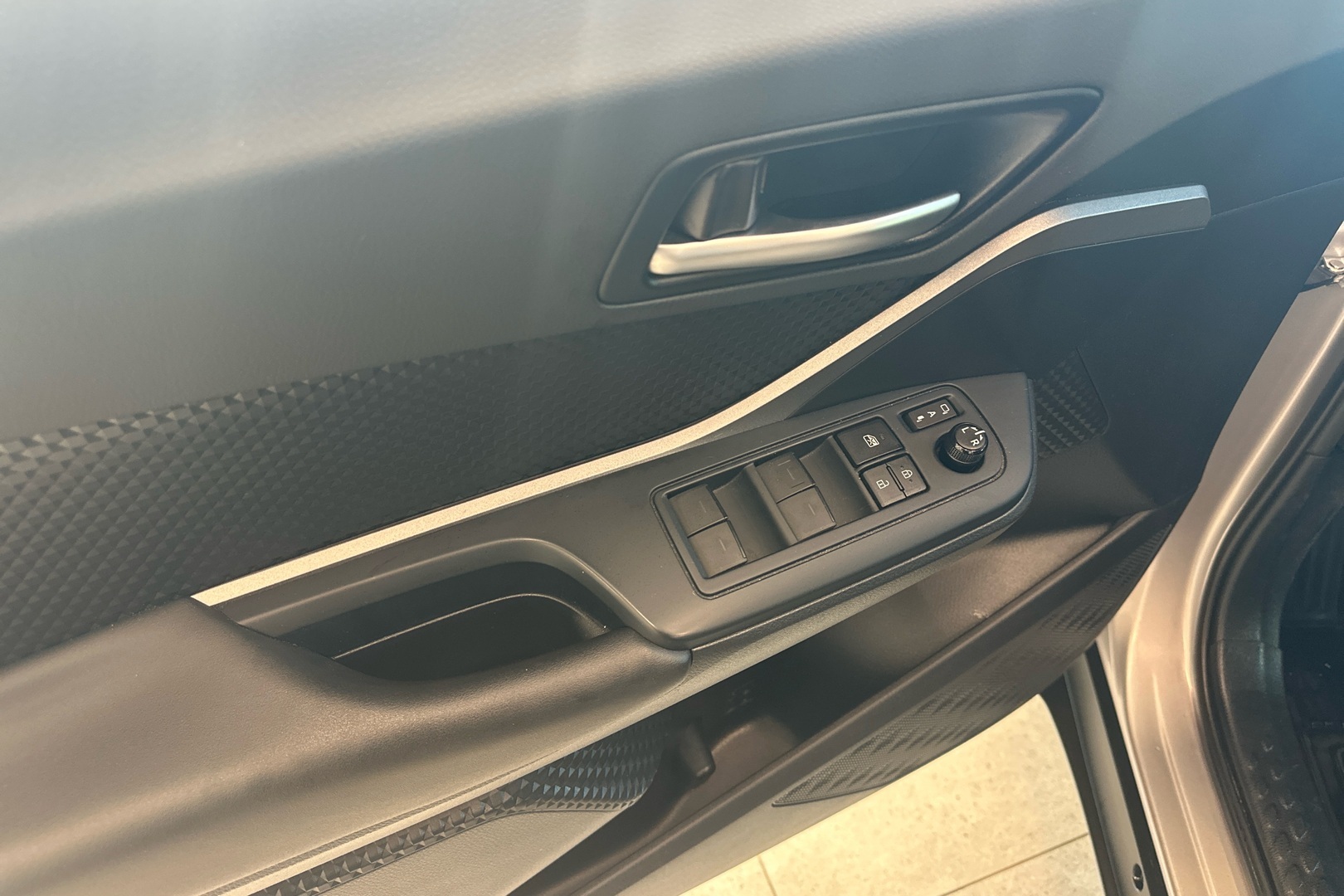 TOYOTA C-HR 2022