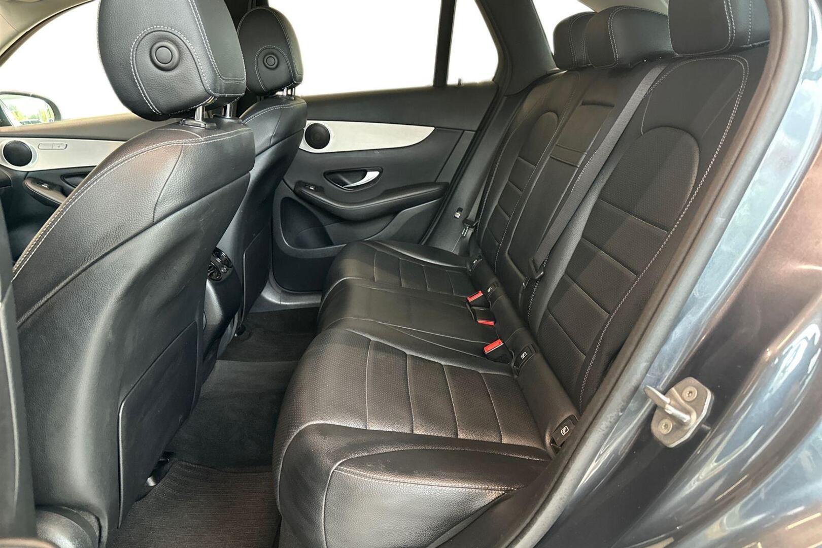 MERCEDES-BENZ GLC 11