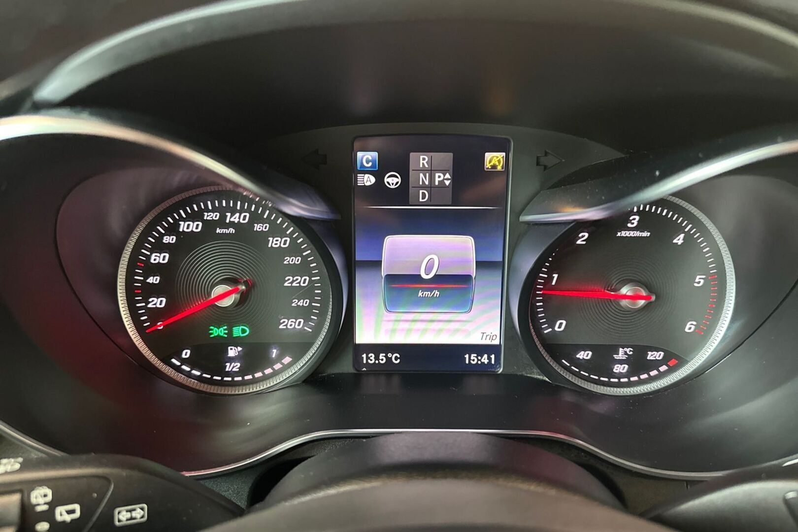 MERCEDES-BENZ GLC 15