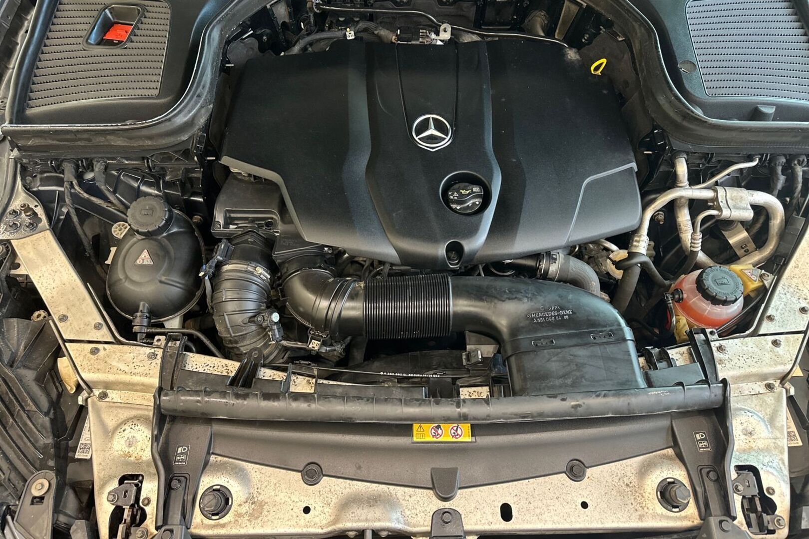 MERCEDES-BENZ GLC 37