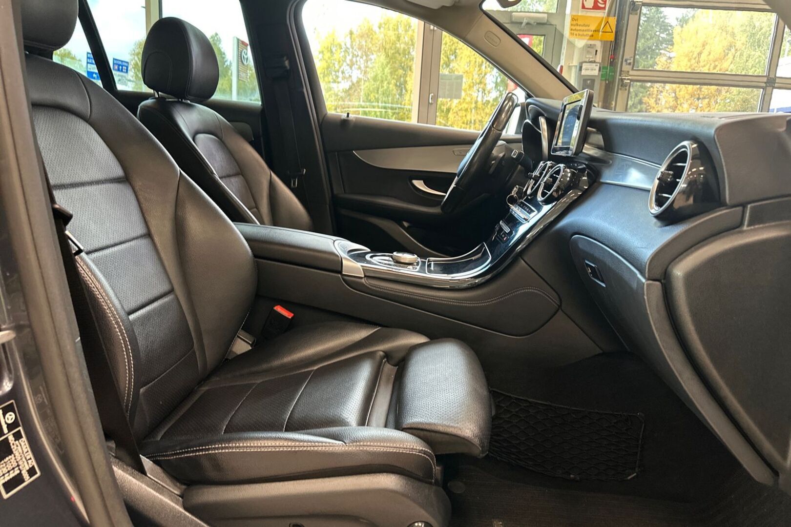 MERCEDES-BENZ GLC 40