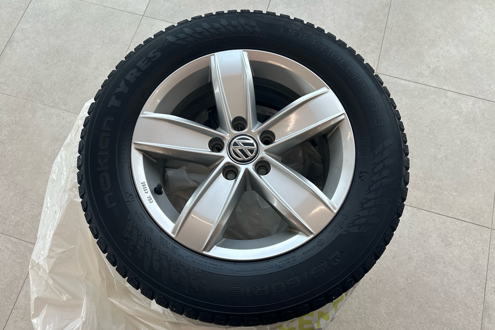 VOLKSWAGEN Passat 2021