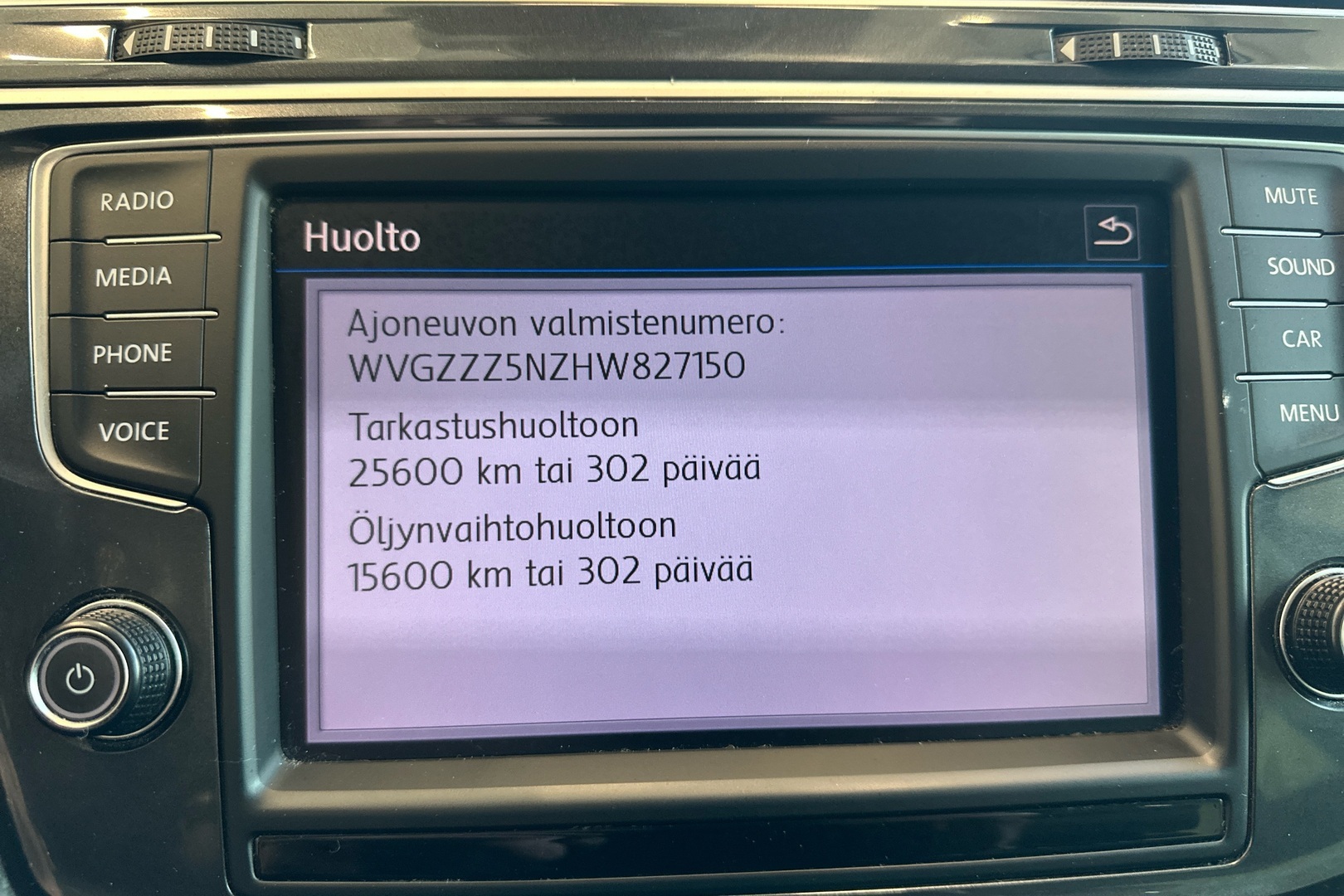 VOLKSWAGEN Tiguan 2016