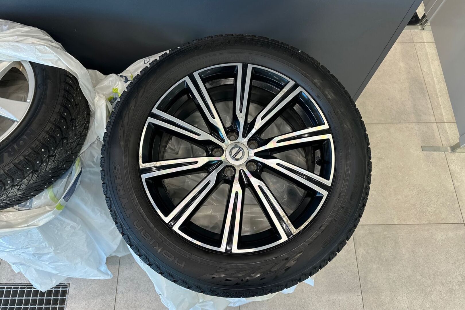 VOLVO XC60 21