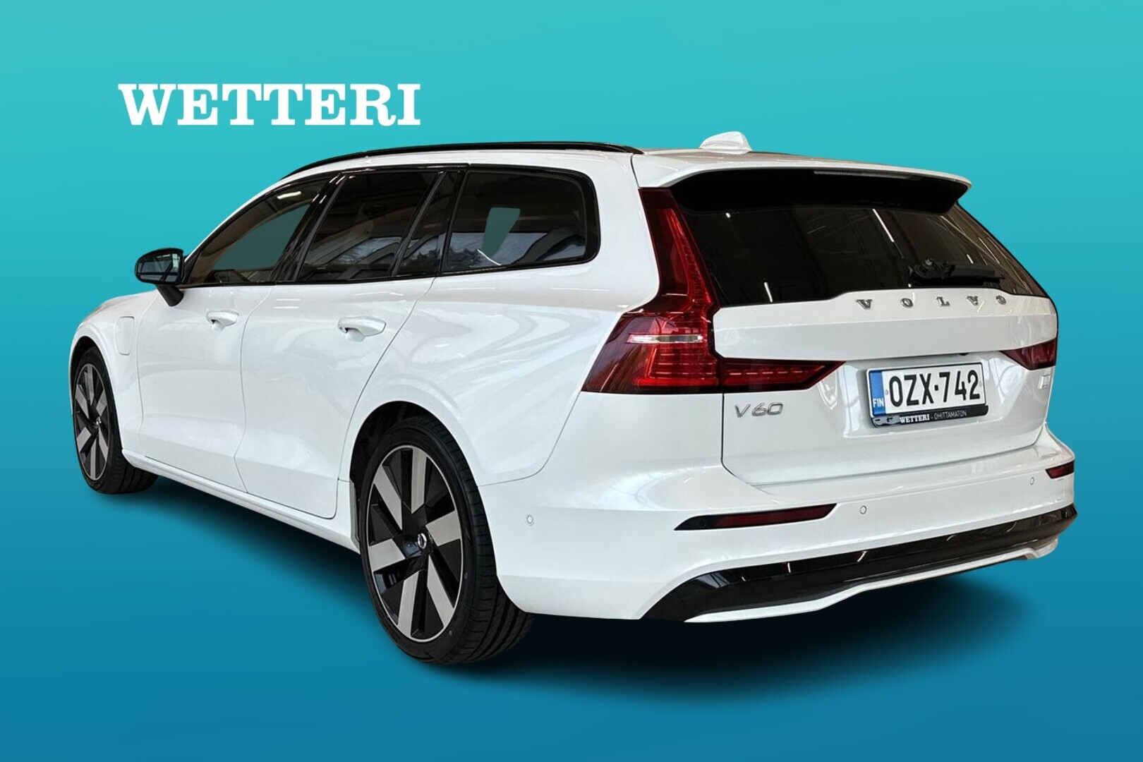 VOLVO V60 2024