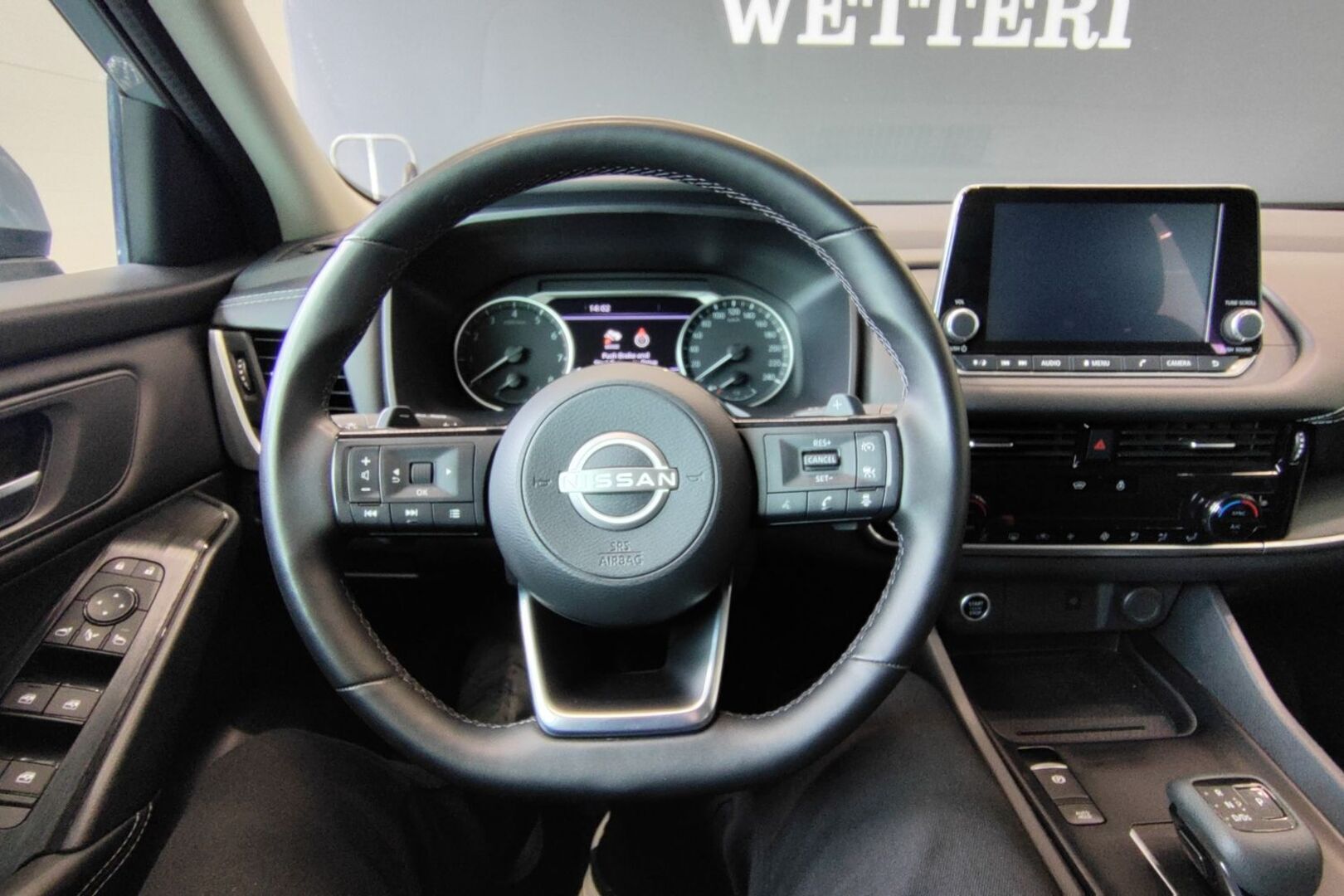 NISSAN Qashqai 2024
