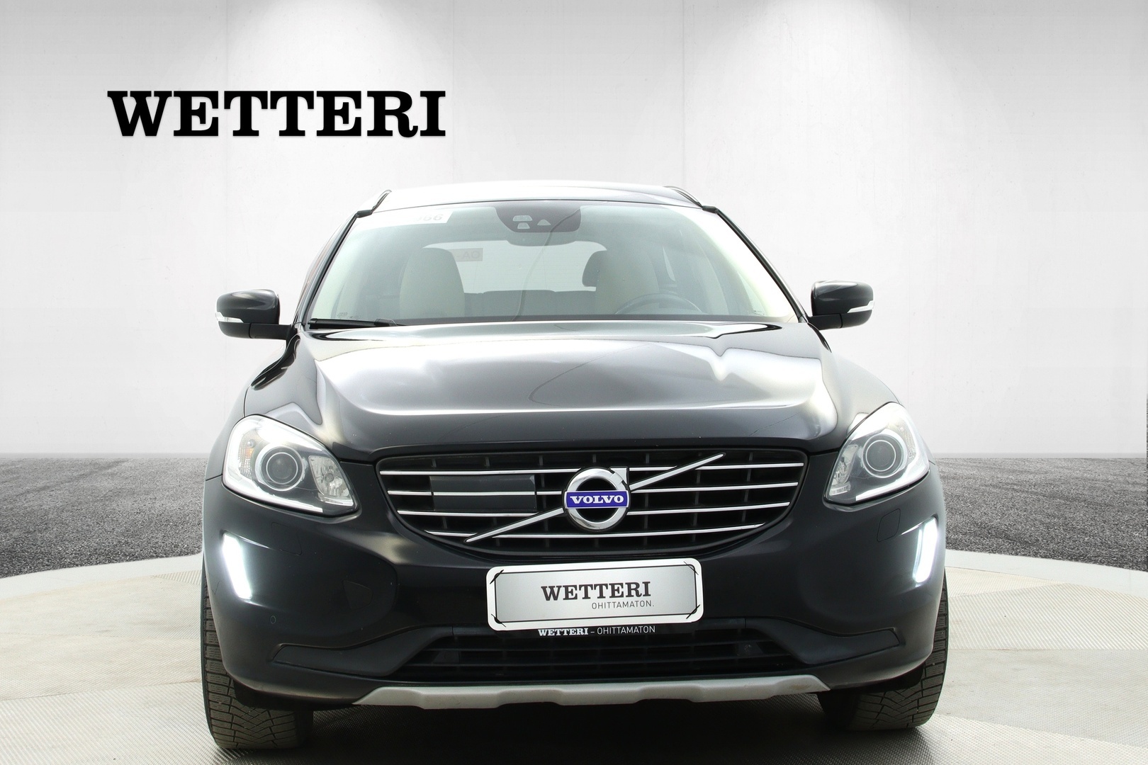VOLVO XC60 2017