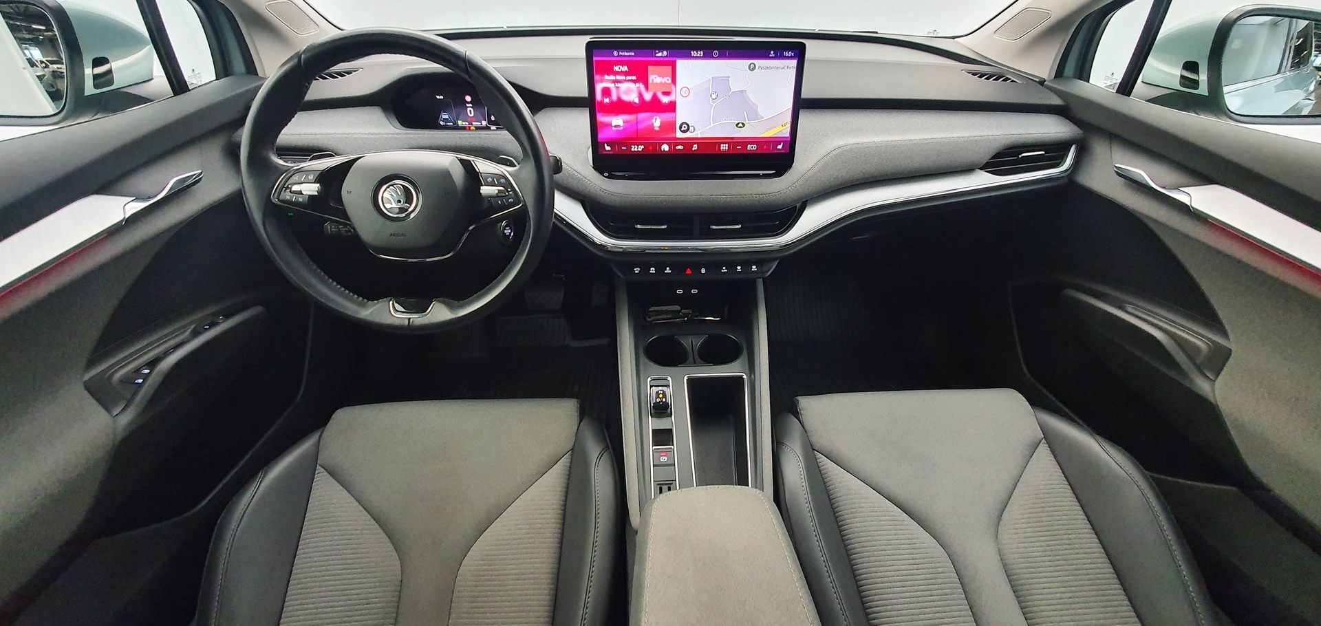 SKODA Enyaq 2023