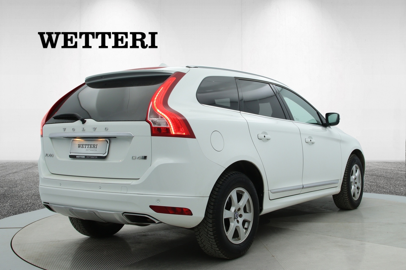 VOLVO XC60 2017