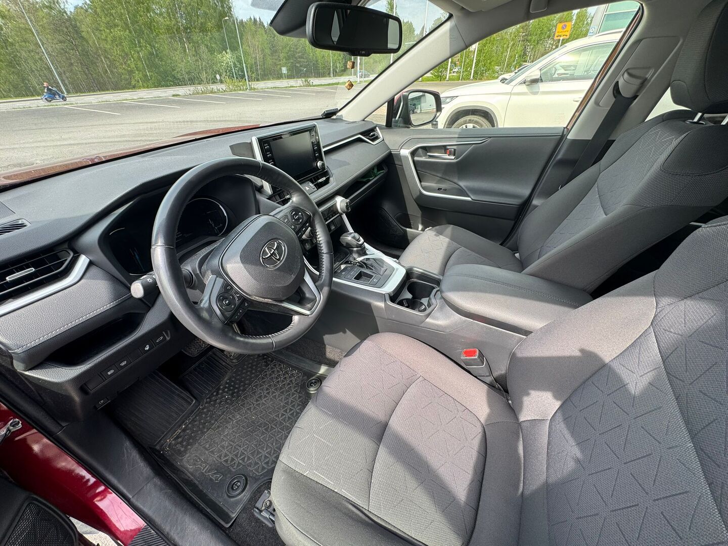 TOYOTA RAV4 2021