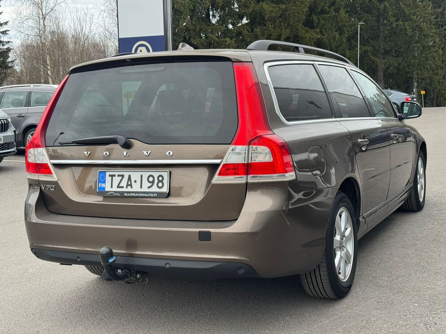 VOLVO V70 2014