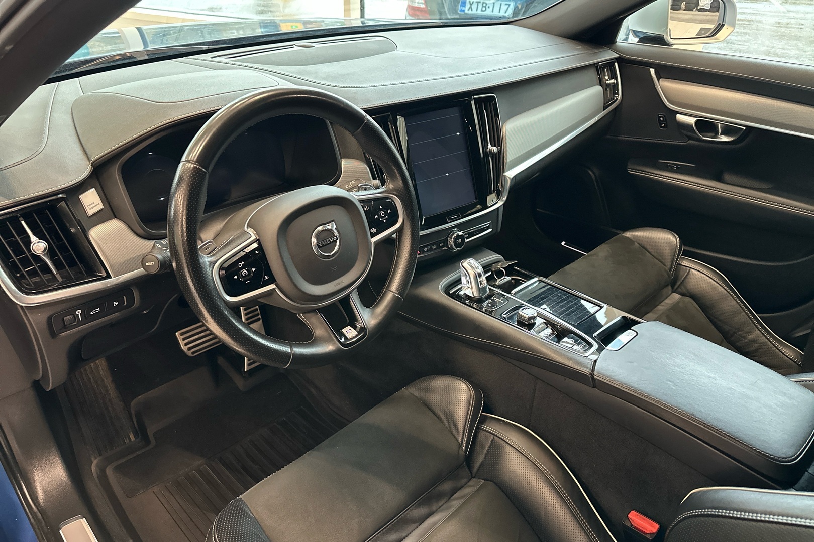 VOLVO V90 2018