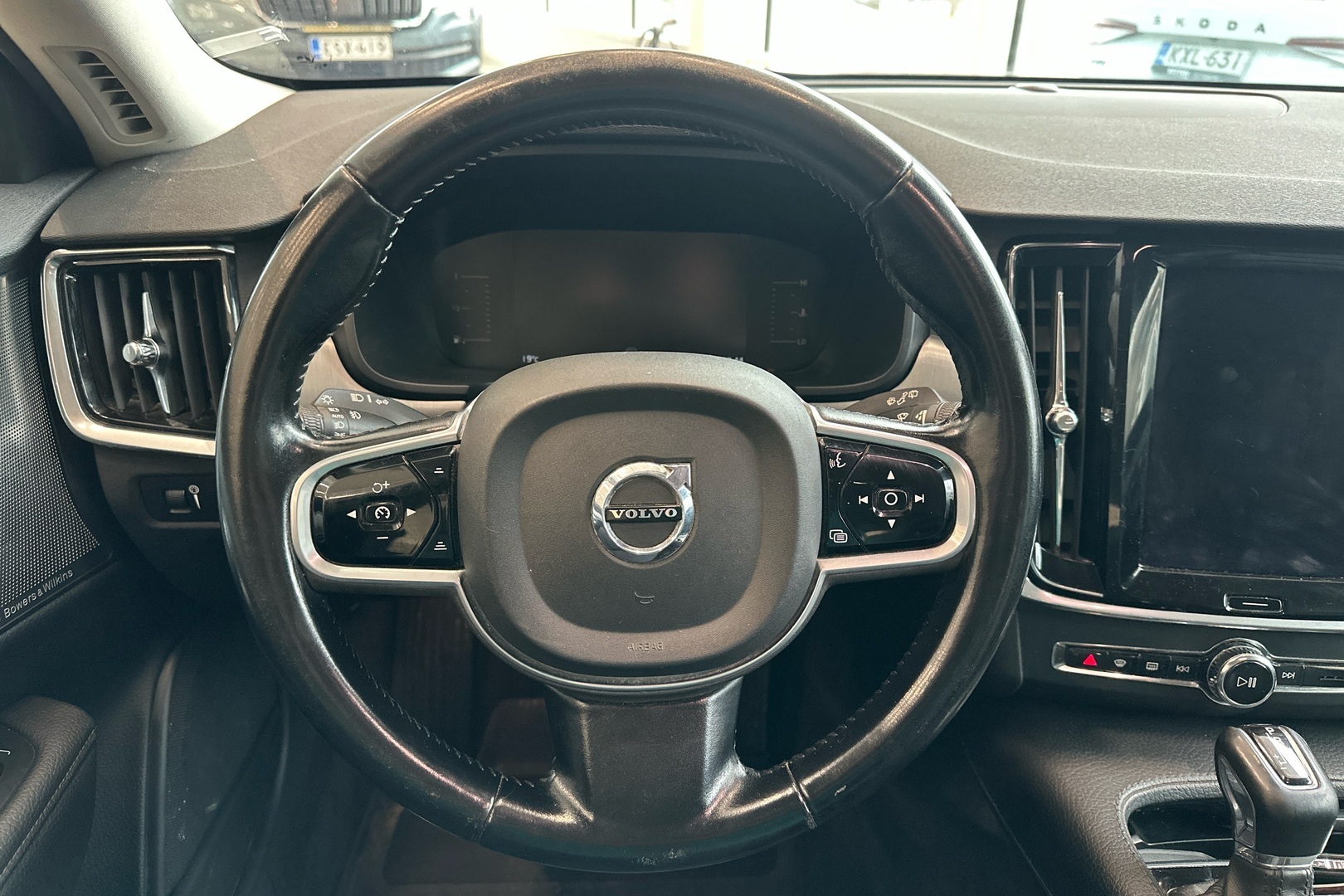 VOLVO V90 2018