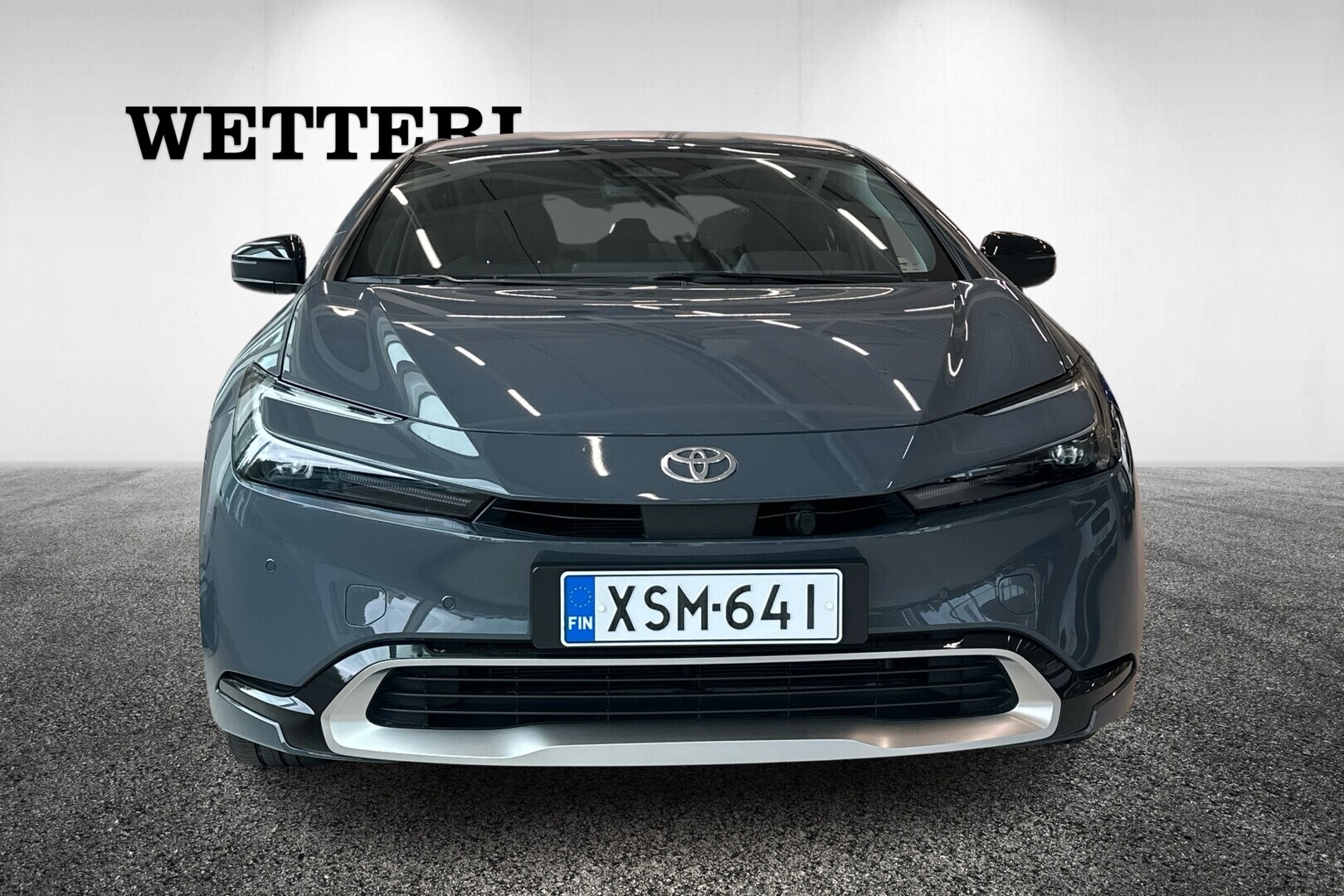TOYOTA Prius Plug-in 2024