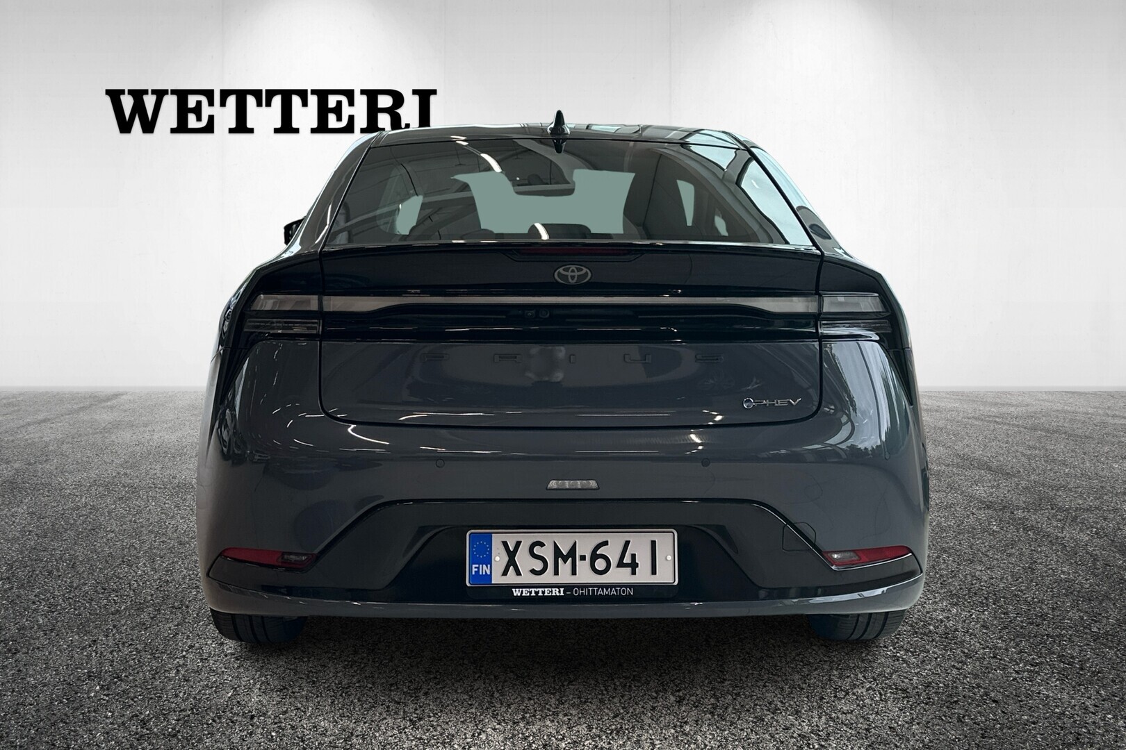 TOYOTA Prius Plug-in 2024