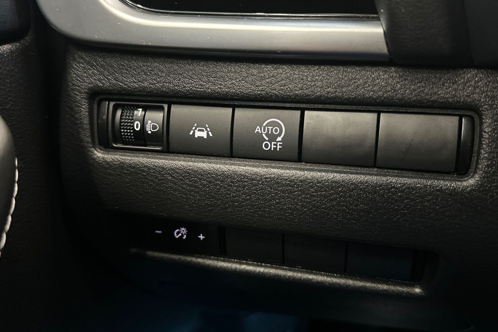 NISSAN QASHQAI 2024