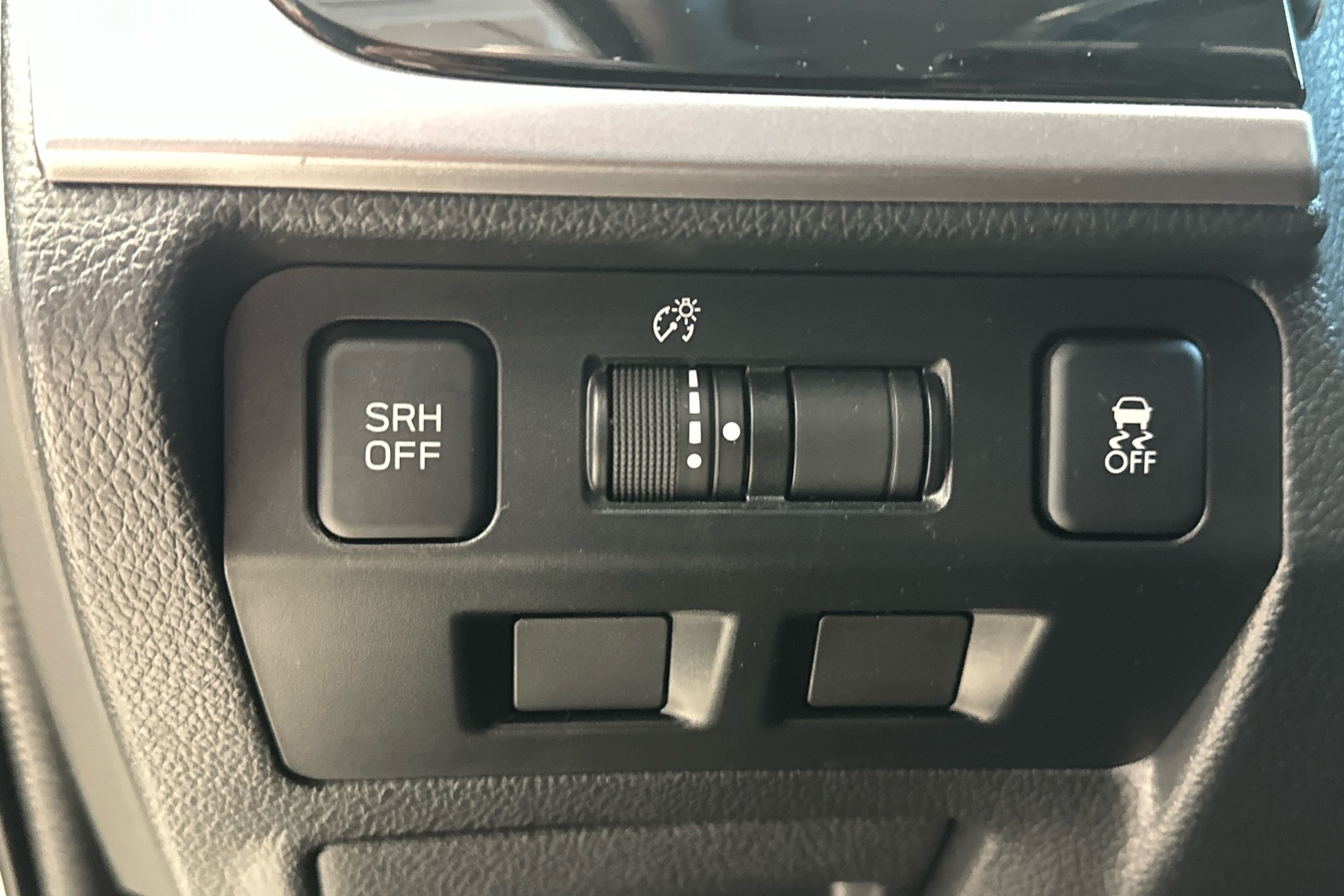 SUBARU Forester 2018