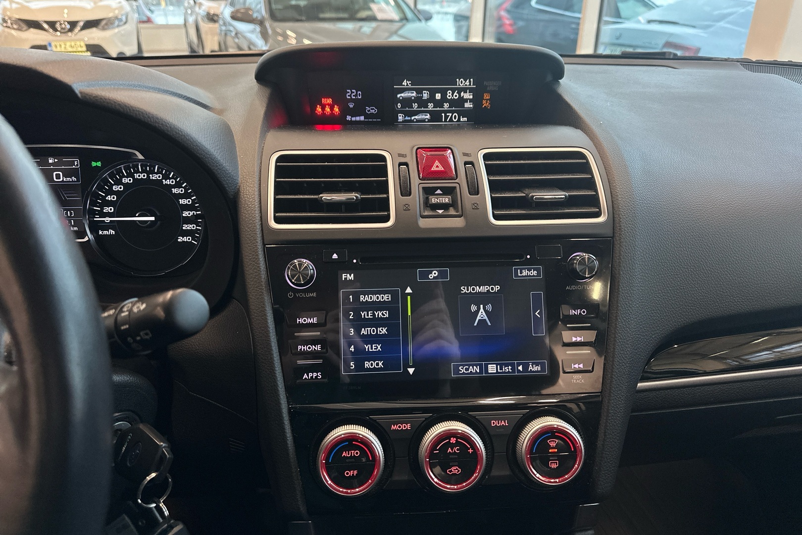 SUBARU Forester 2018