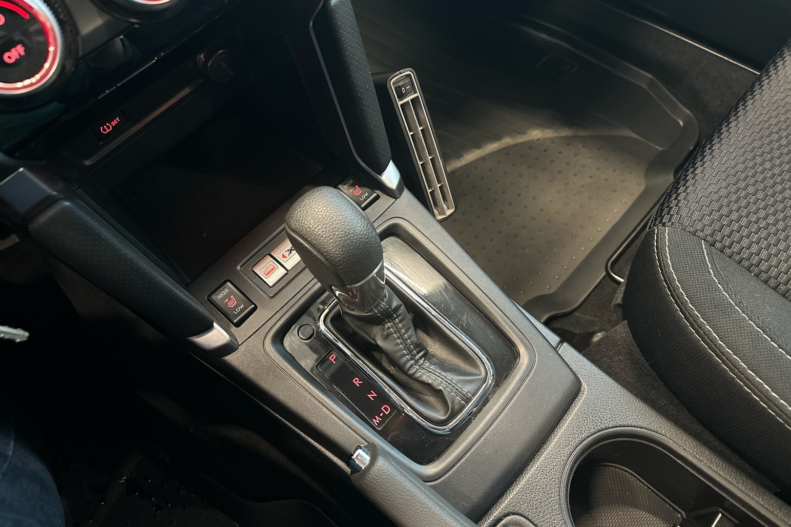 SUBARU Forester 2018