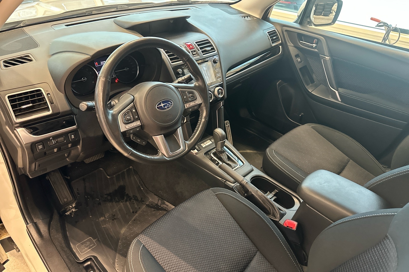 SUBARU Forester 2018