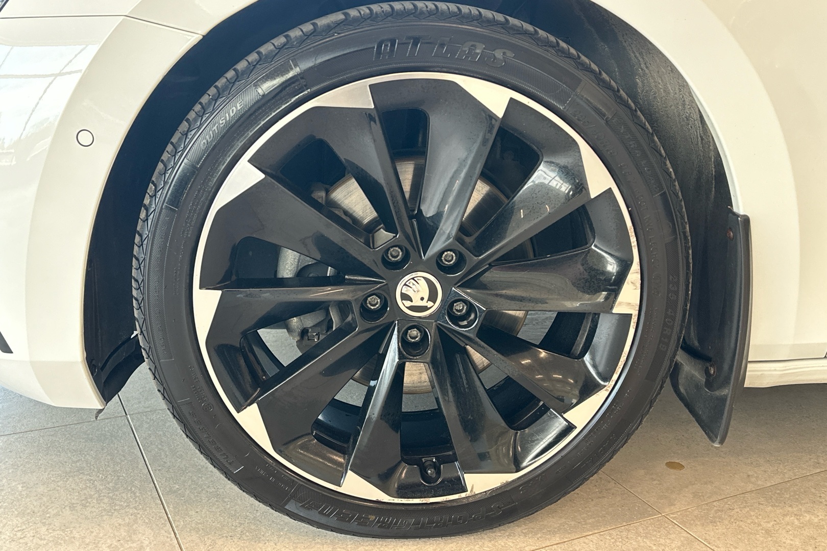 SKODA Superb 2023