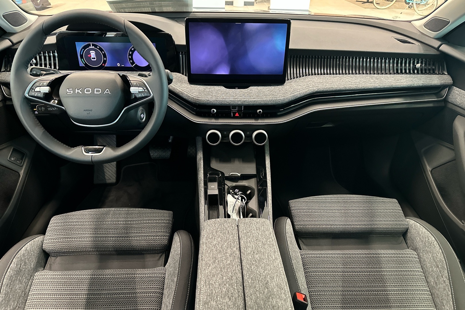 SKODA Superb 2026