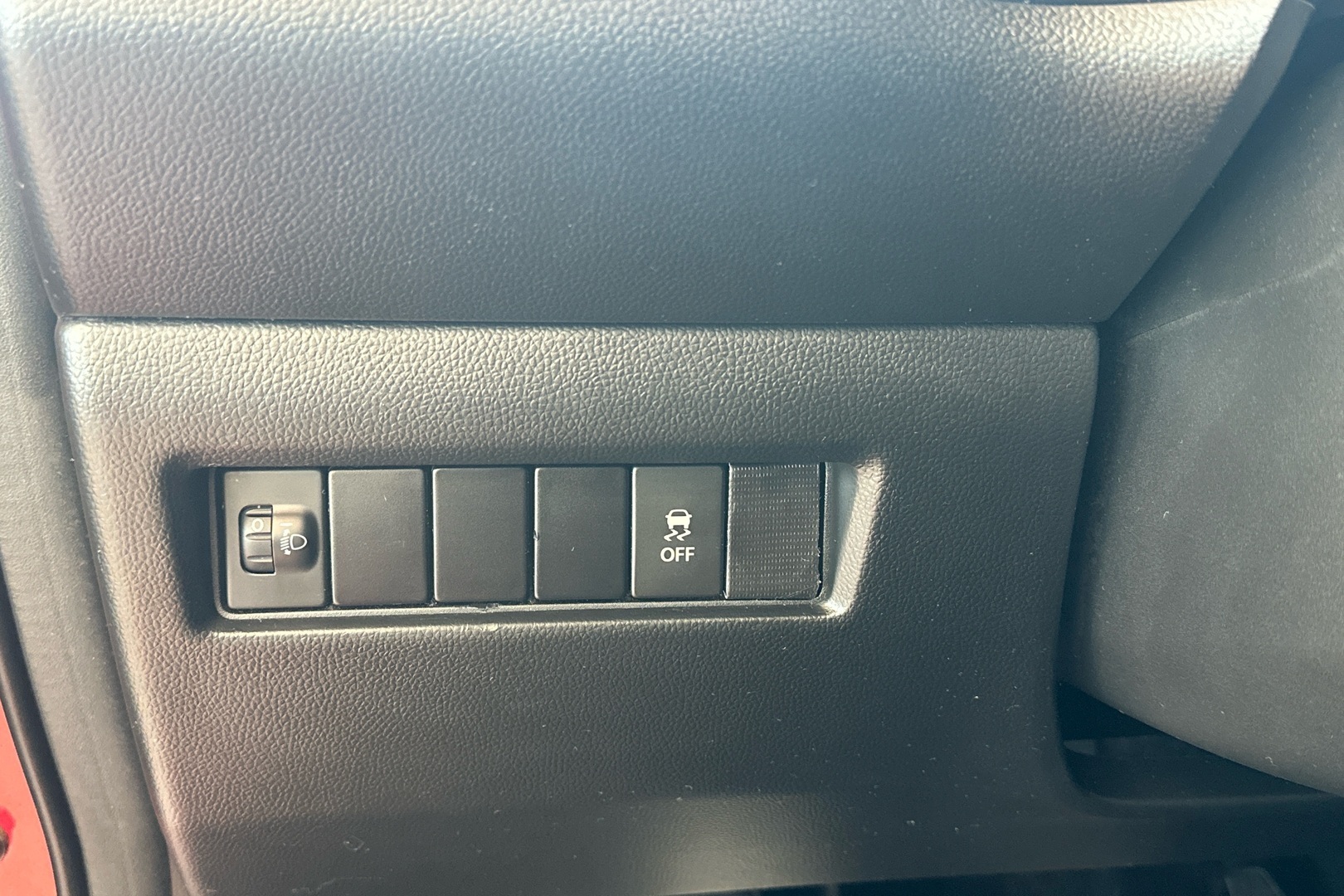 SUZUKI Swift 2017