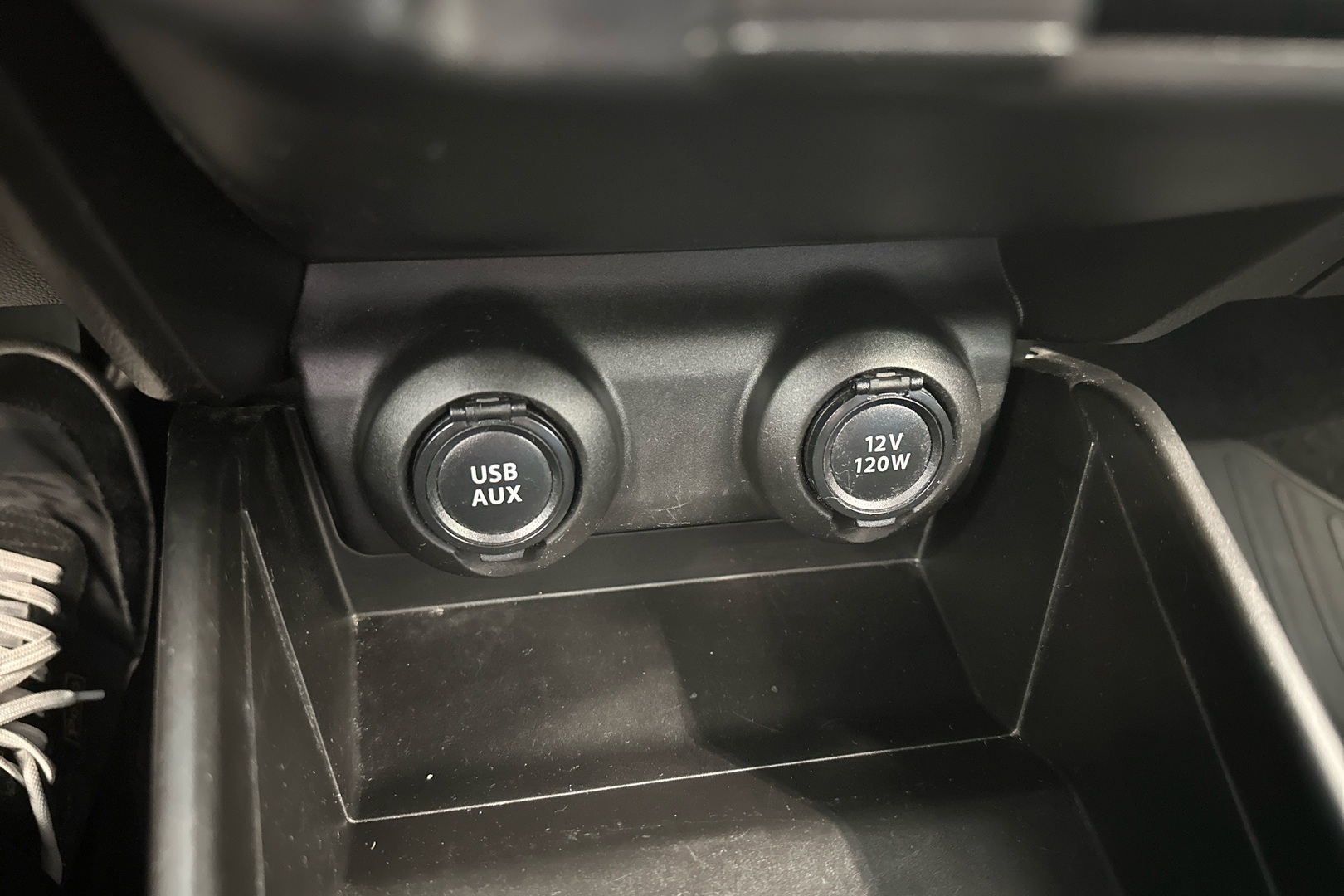 SUZUKI Swift 2017