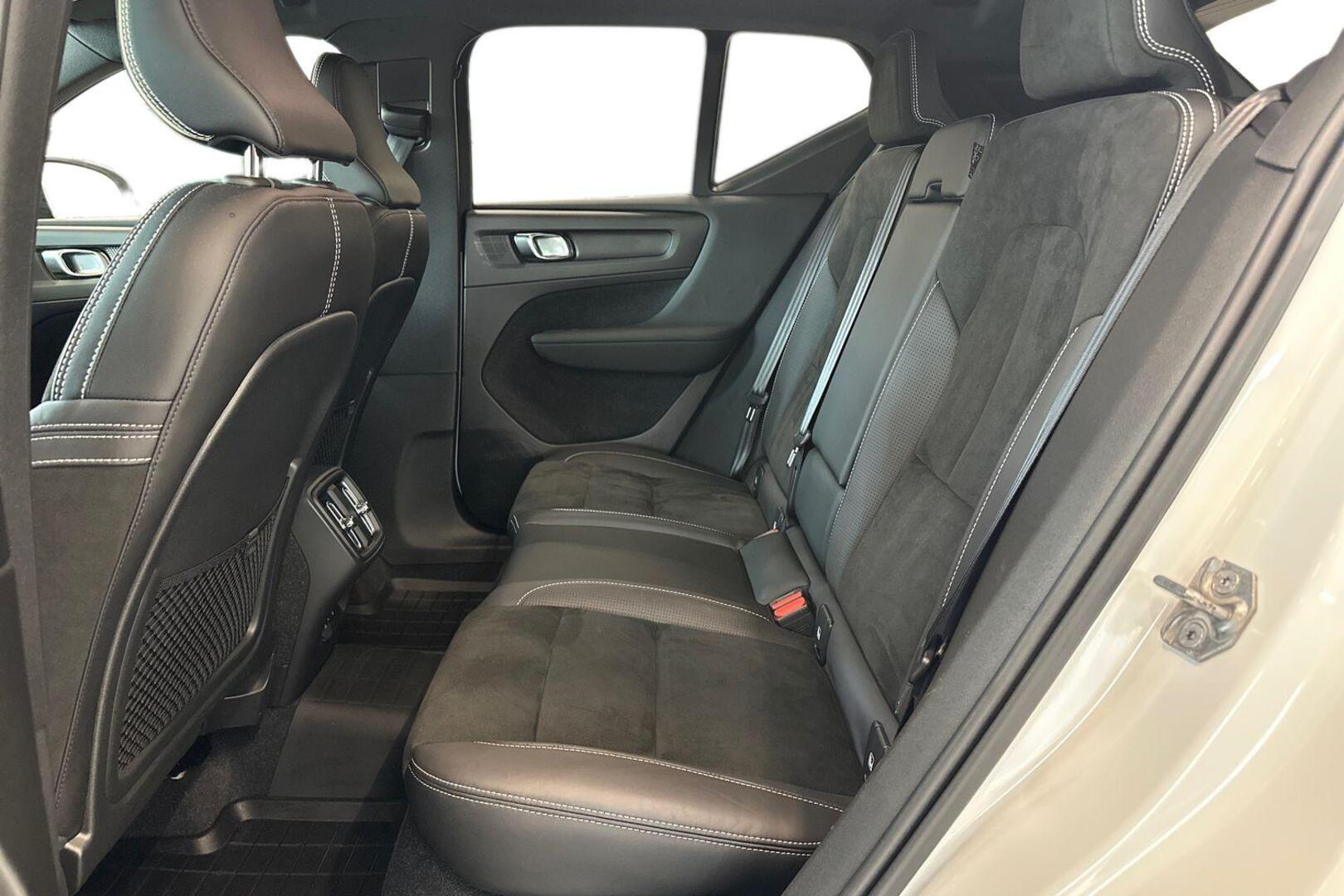 VOLVO XC40 2018