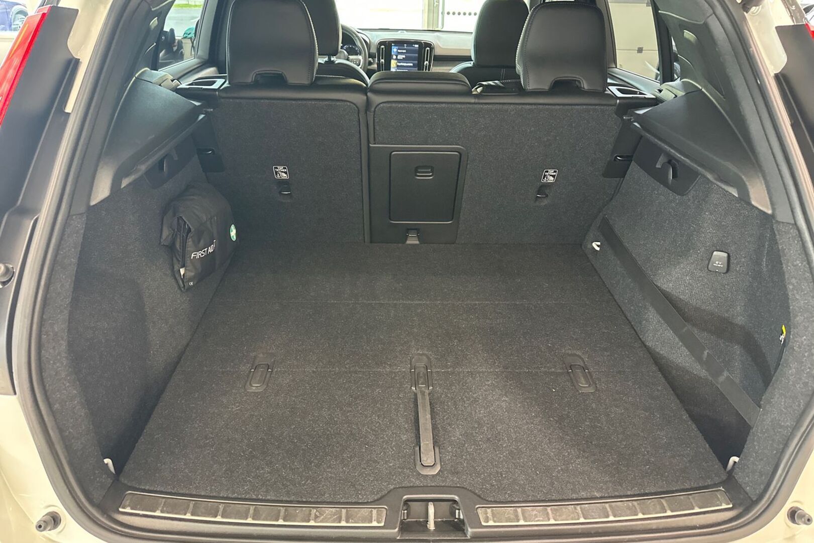 VOLVO XC40 2018