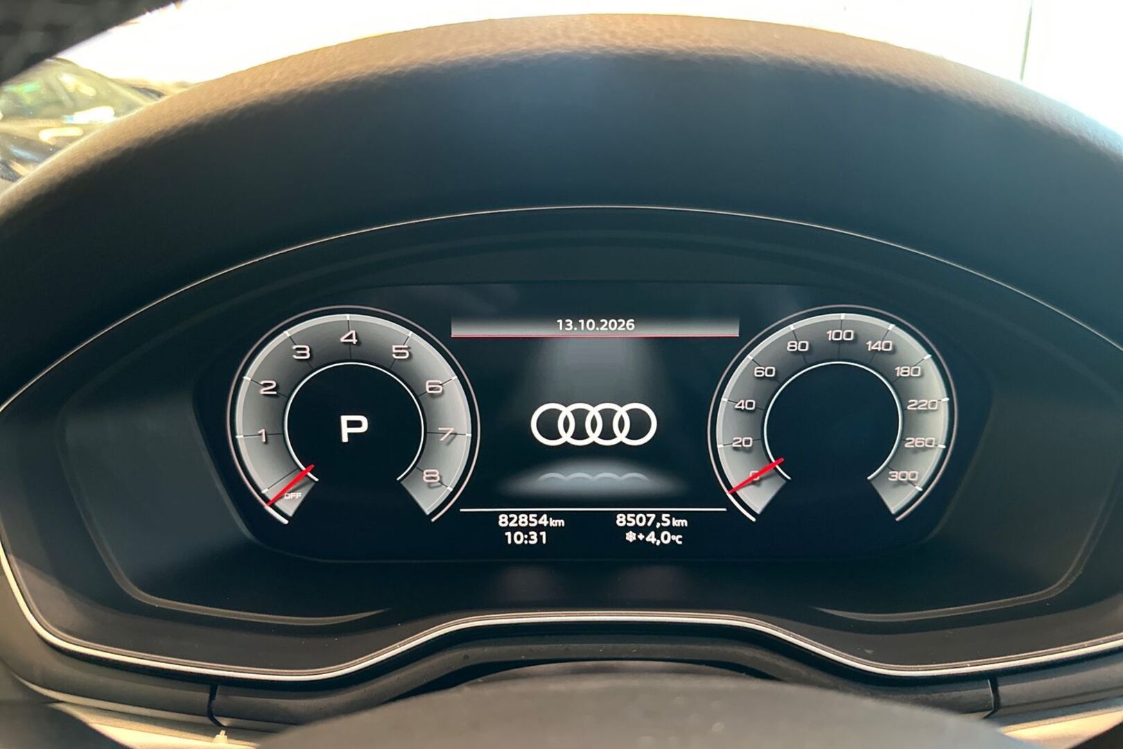 AUDI A4 2022