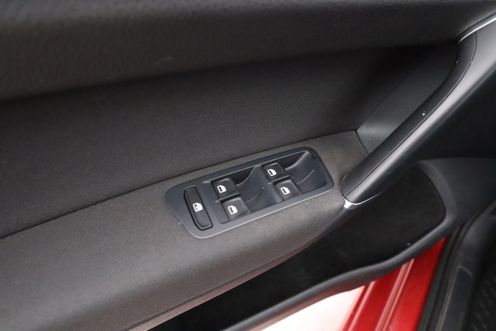 VOLKSWAGEN Golf Sportsvan 2015