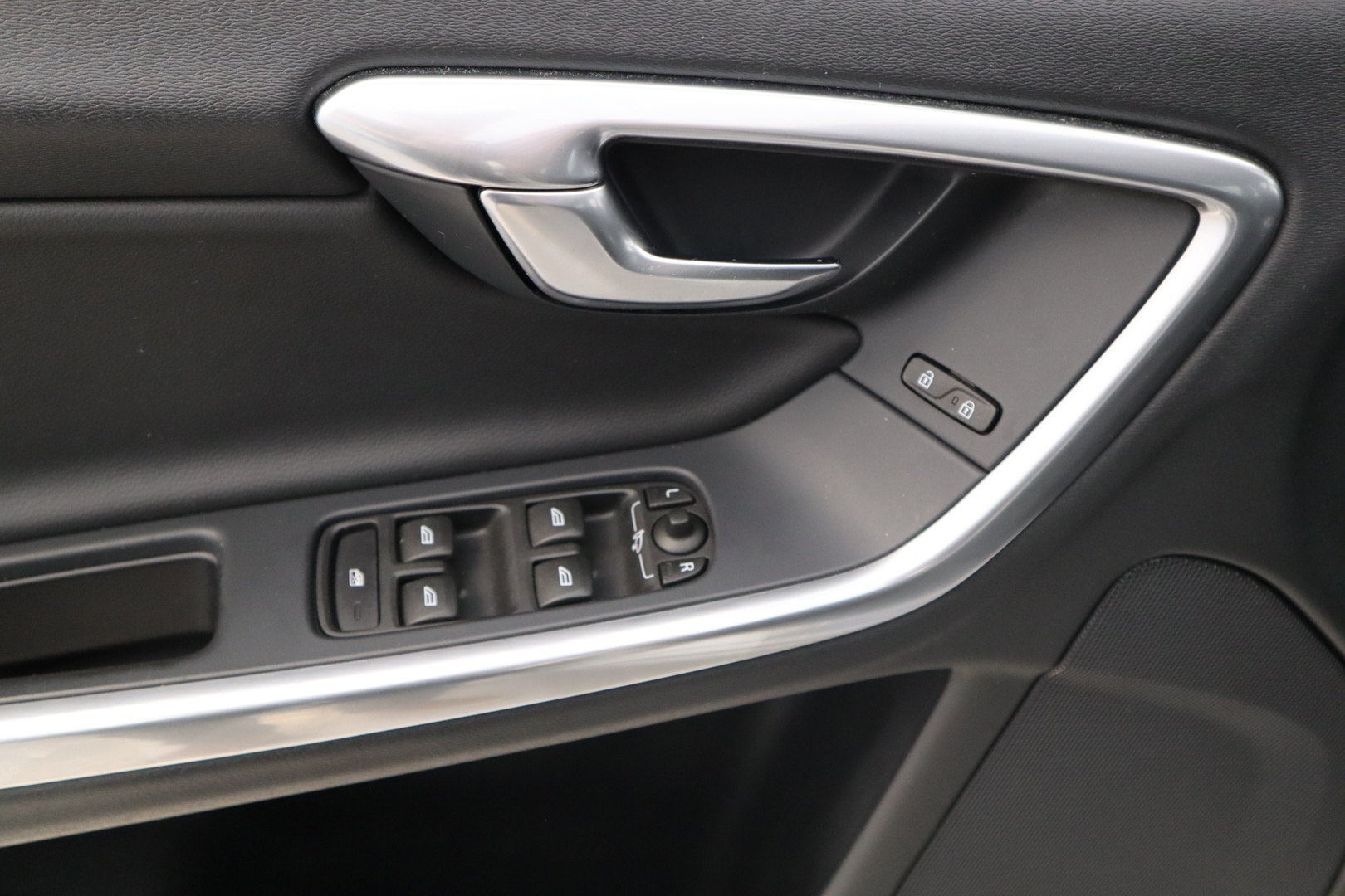 VOLVO S60 Cross Country 2018