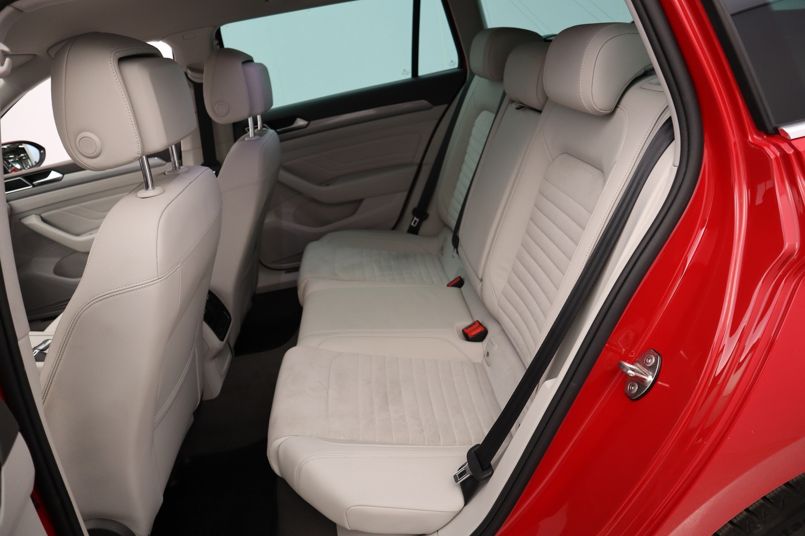 VOLKSWAGEN Passat 2021