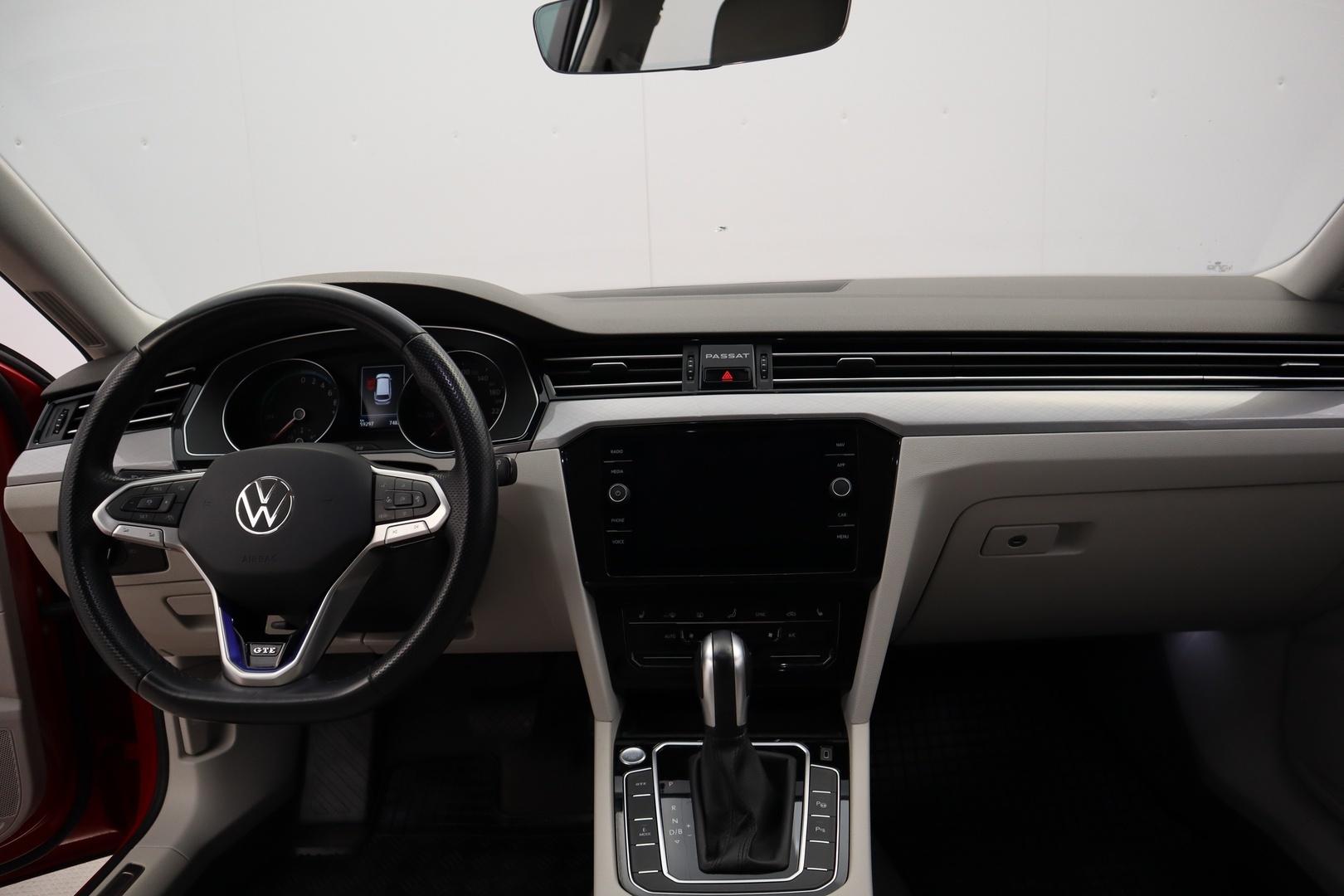 VOLKSWAGEN Passat 2021