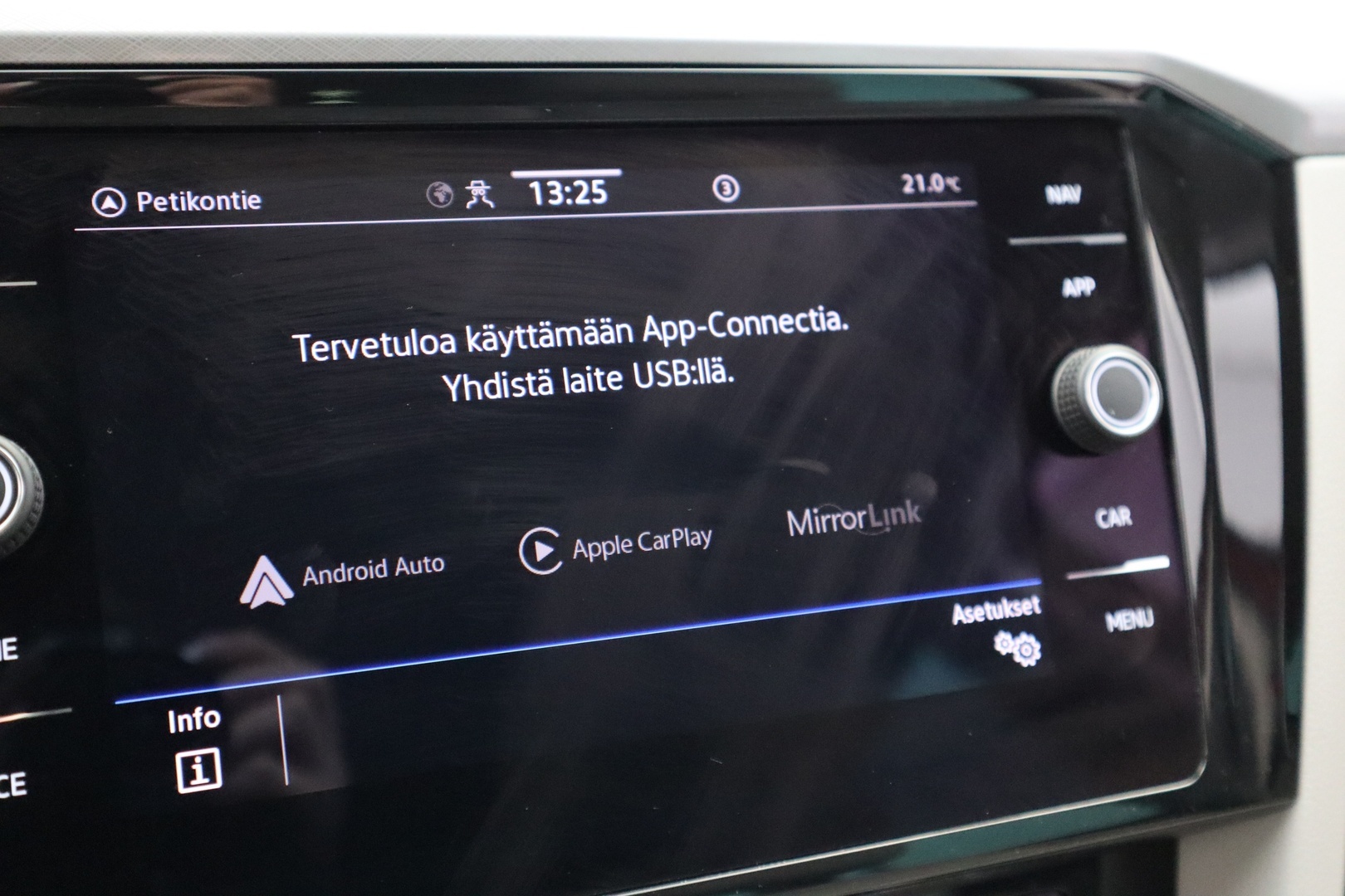 VOLKSWAGEN Passat 2021