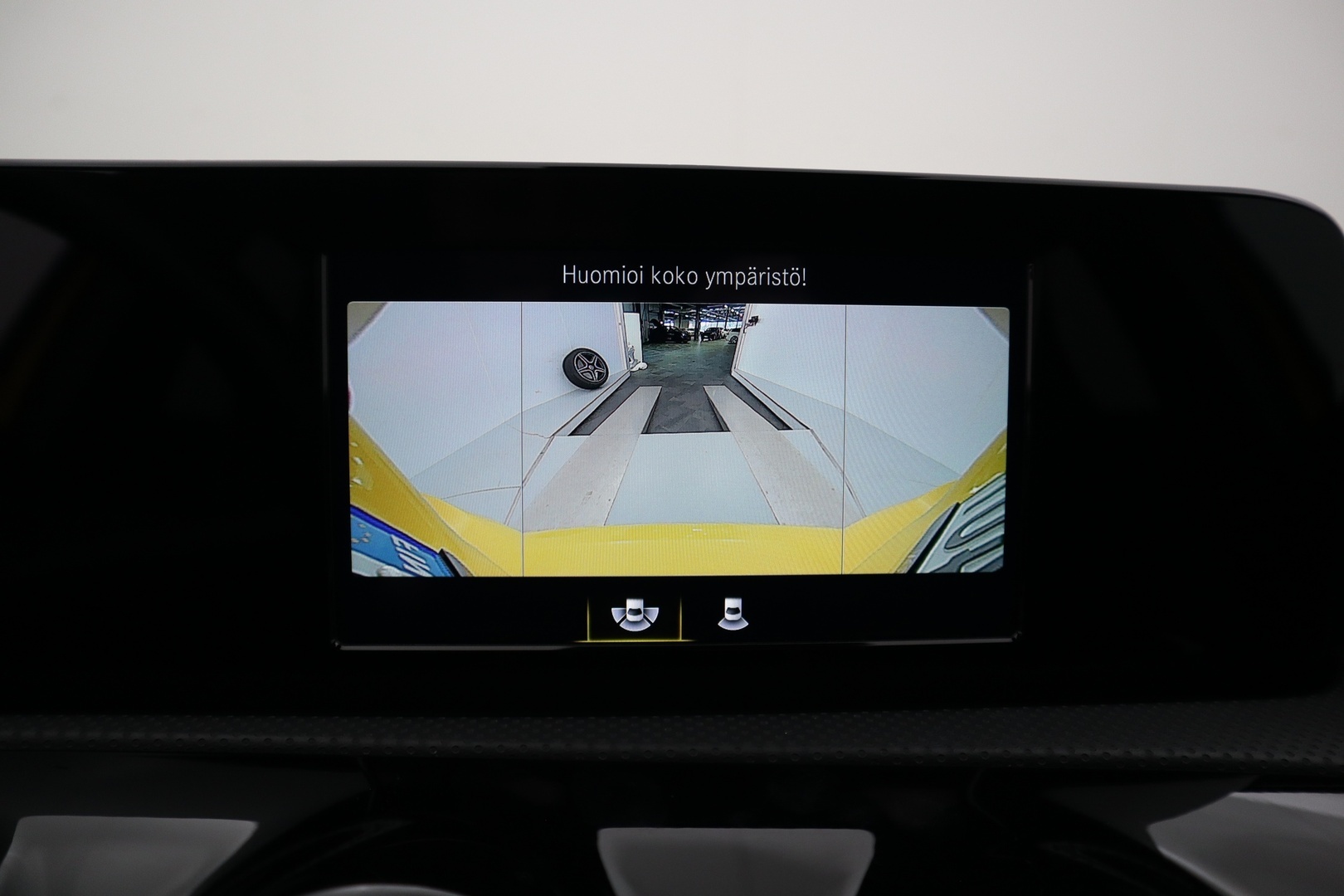 MERCEDES-BENZ A 2021