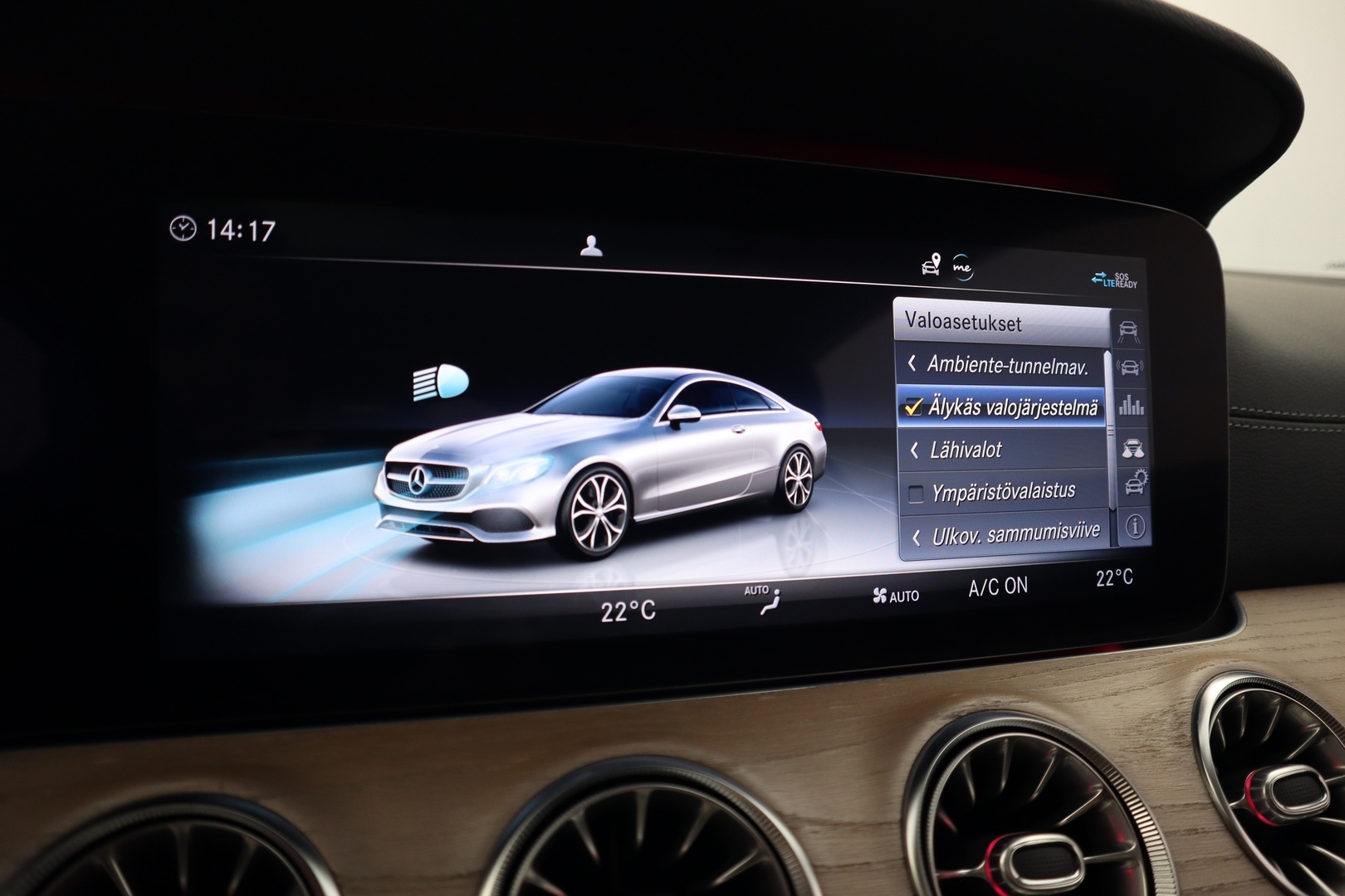 MERCEDES-BENZ E 2019