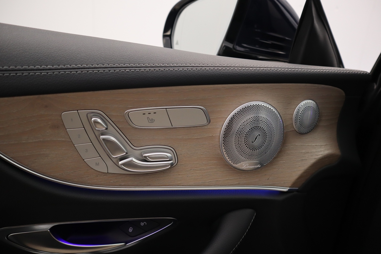 MERCEDES-BENZ E 2019