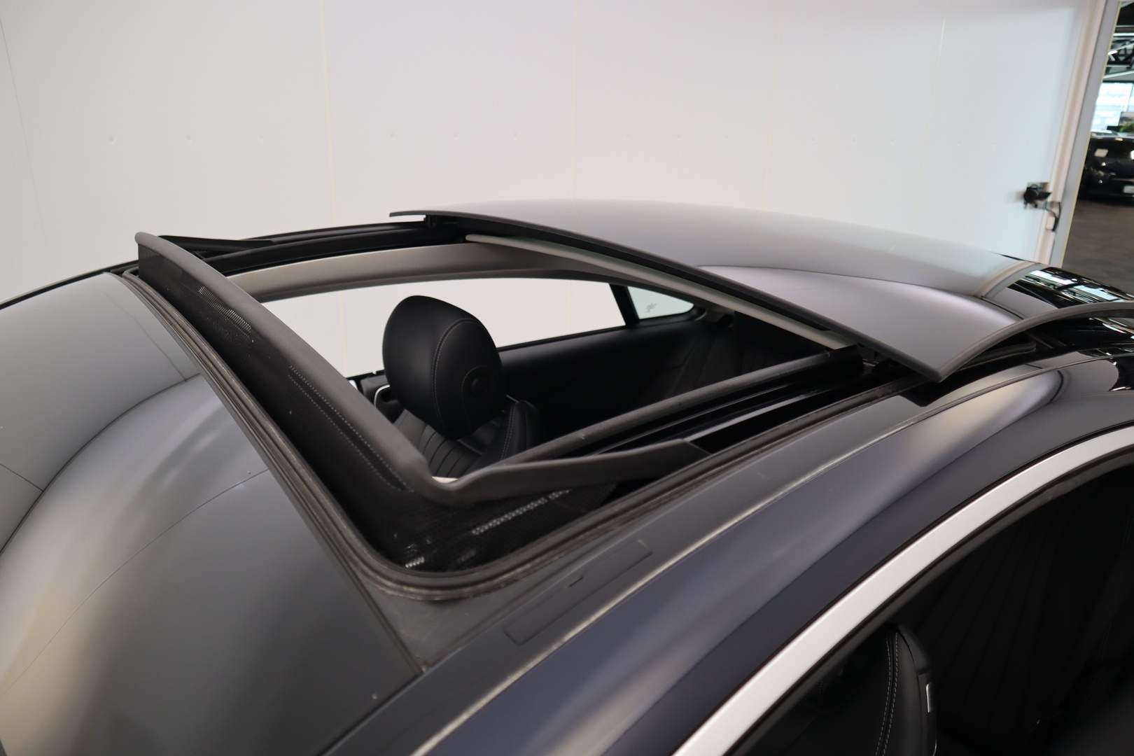 MERCEDES-BENZ E 2019