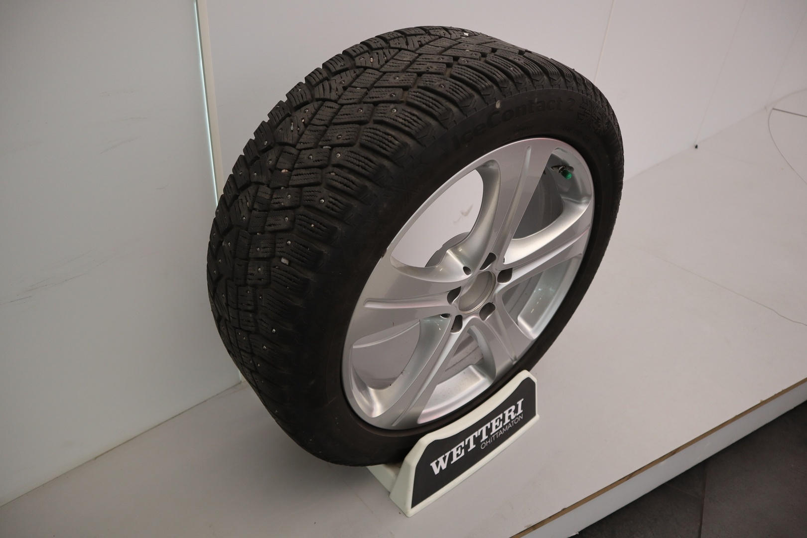 MERCEDES-BENZ E 2019