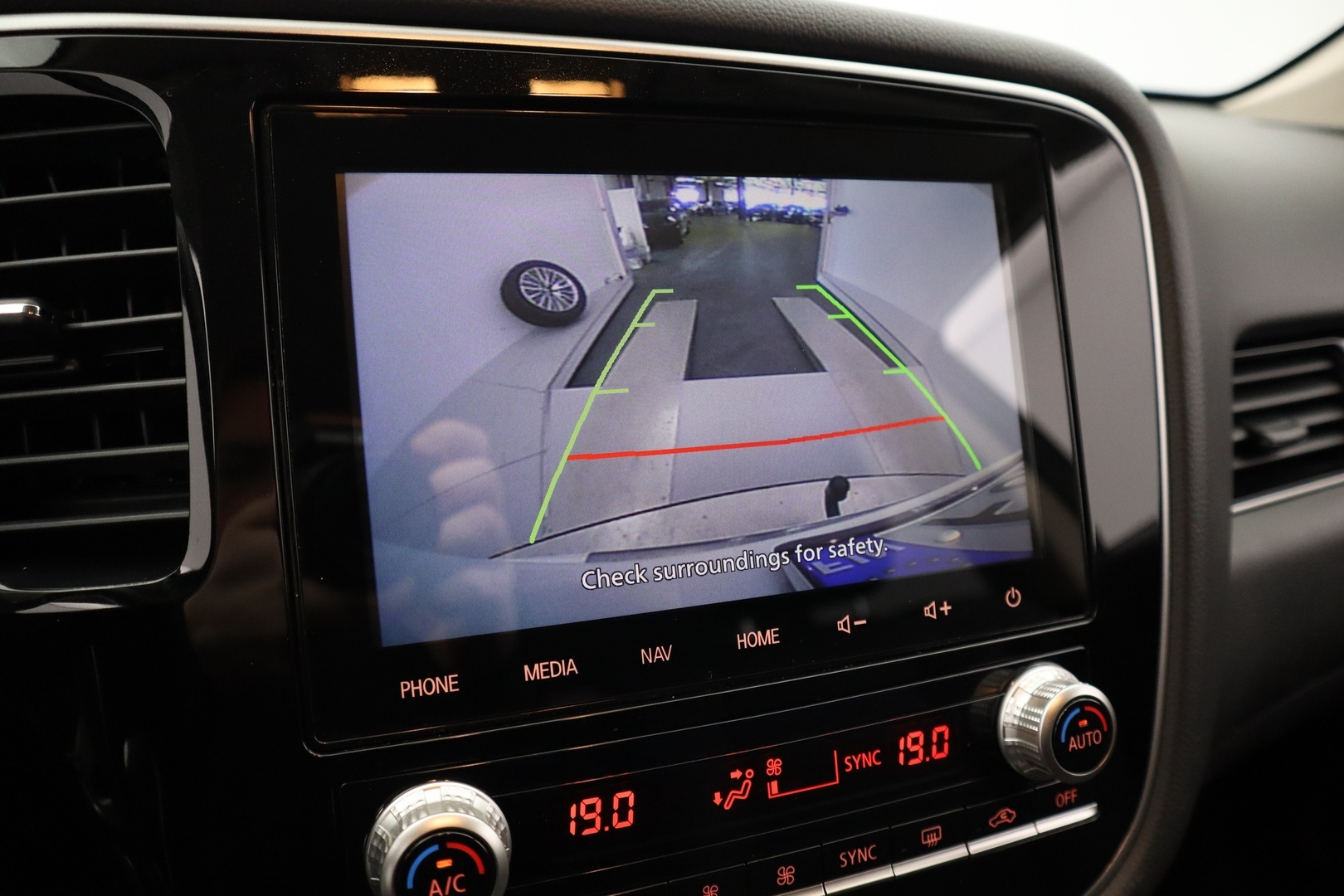 MITSUBISHI Outlander PHEV 2021