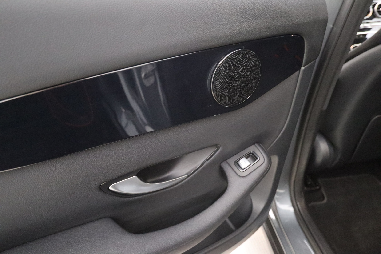 MERCEDES-BENZ GLC 2020